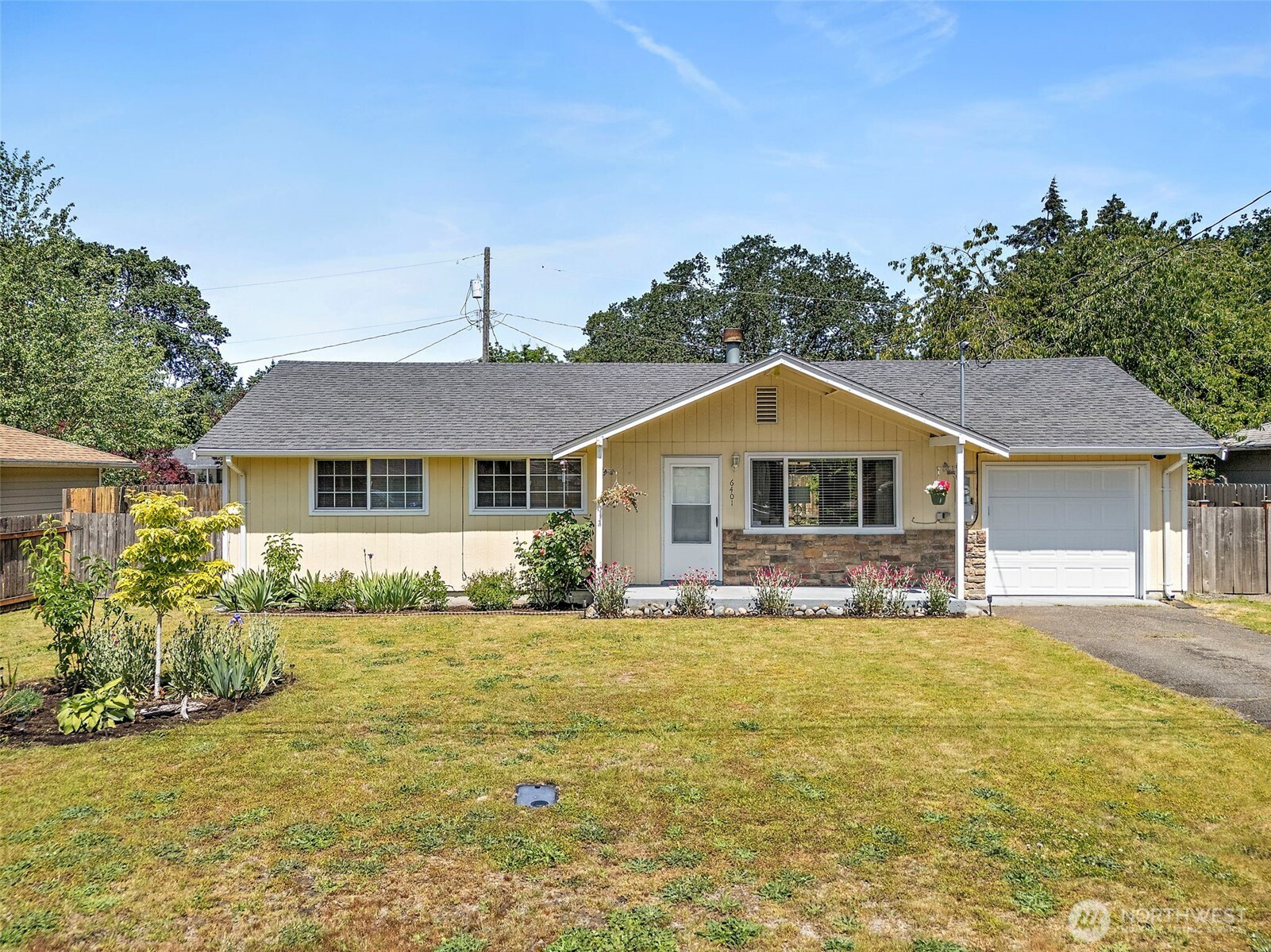 6401 Okanogan Avenue SW, Lakewood, WA 98499
