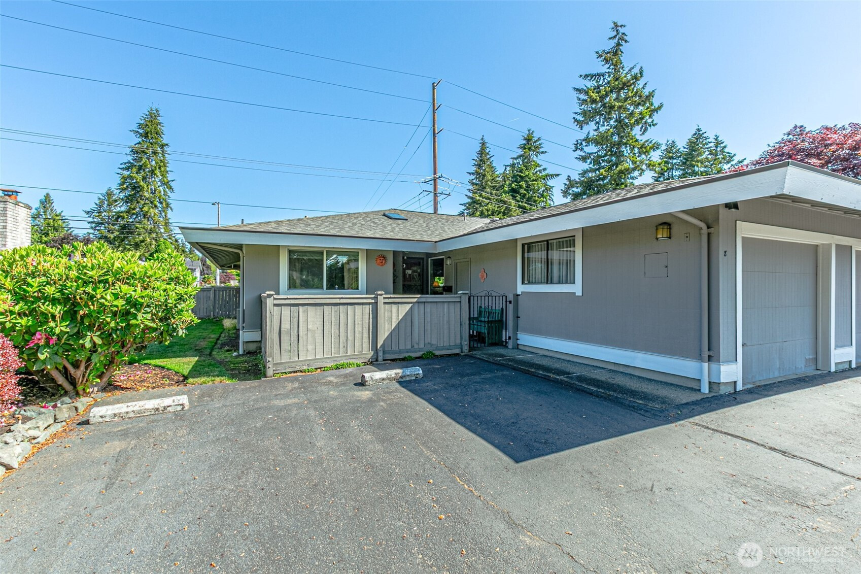 1372 Bel Air Road, Tacoma, WA 98406