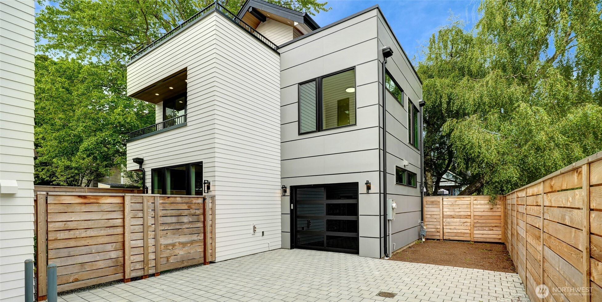 8750 13th Avenue NW, Seattle, WA 98117