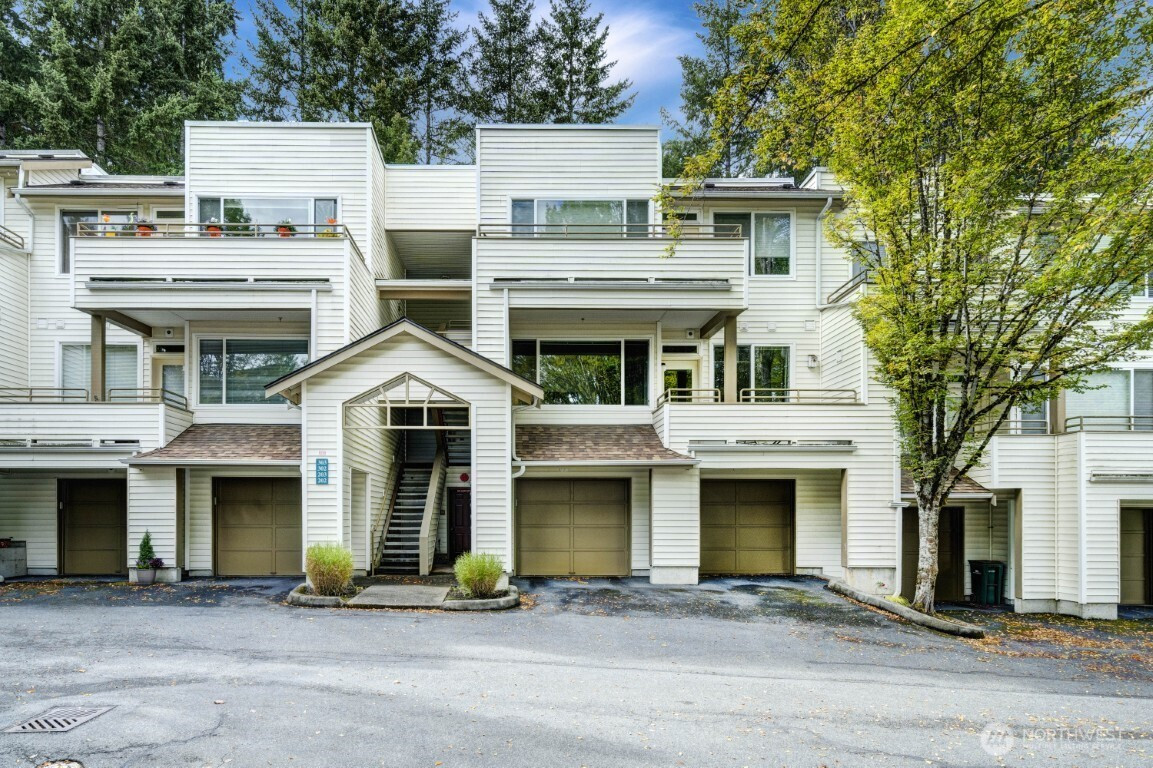 7583 Old Redmond Road, Redmond, WA 98052