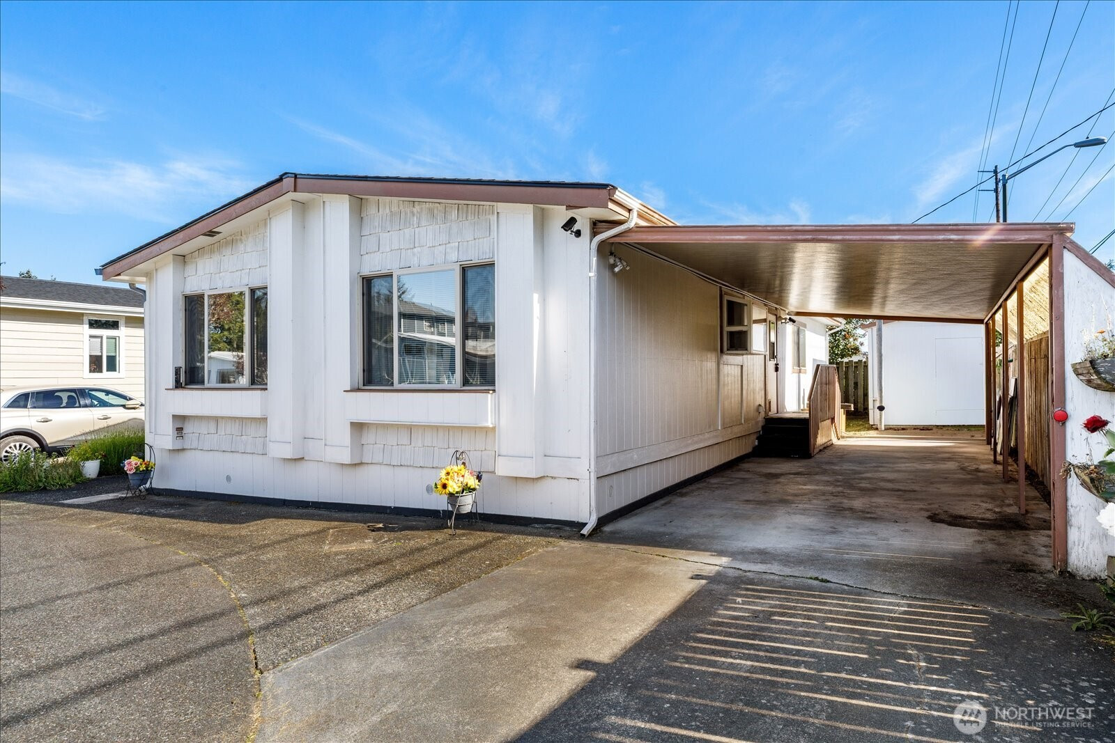 225 NE Ernst Street, Oak Harbor, WA 98277