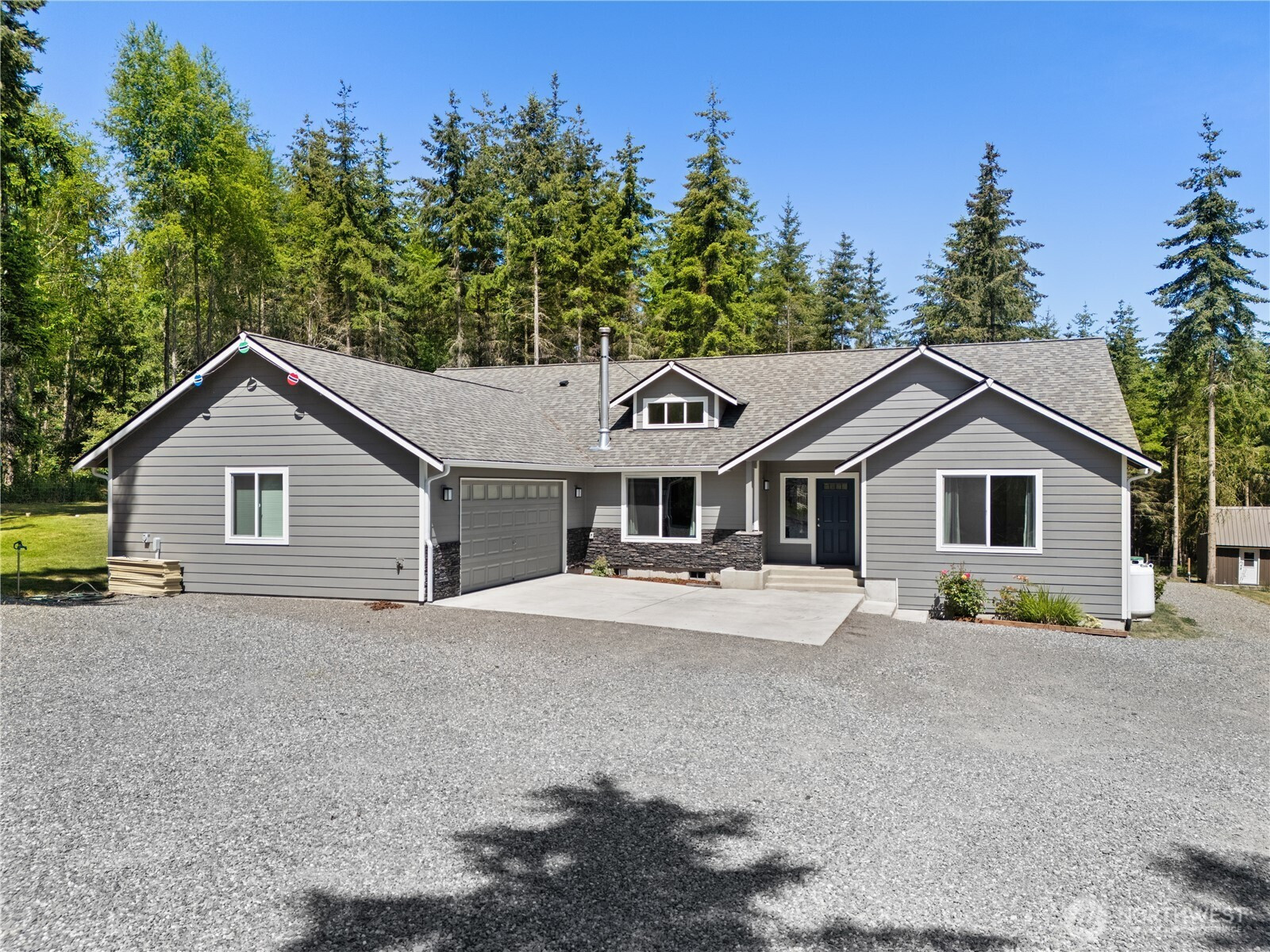 134 Lunderville Lane, Port Angeles, WA 98362
