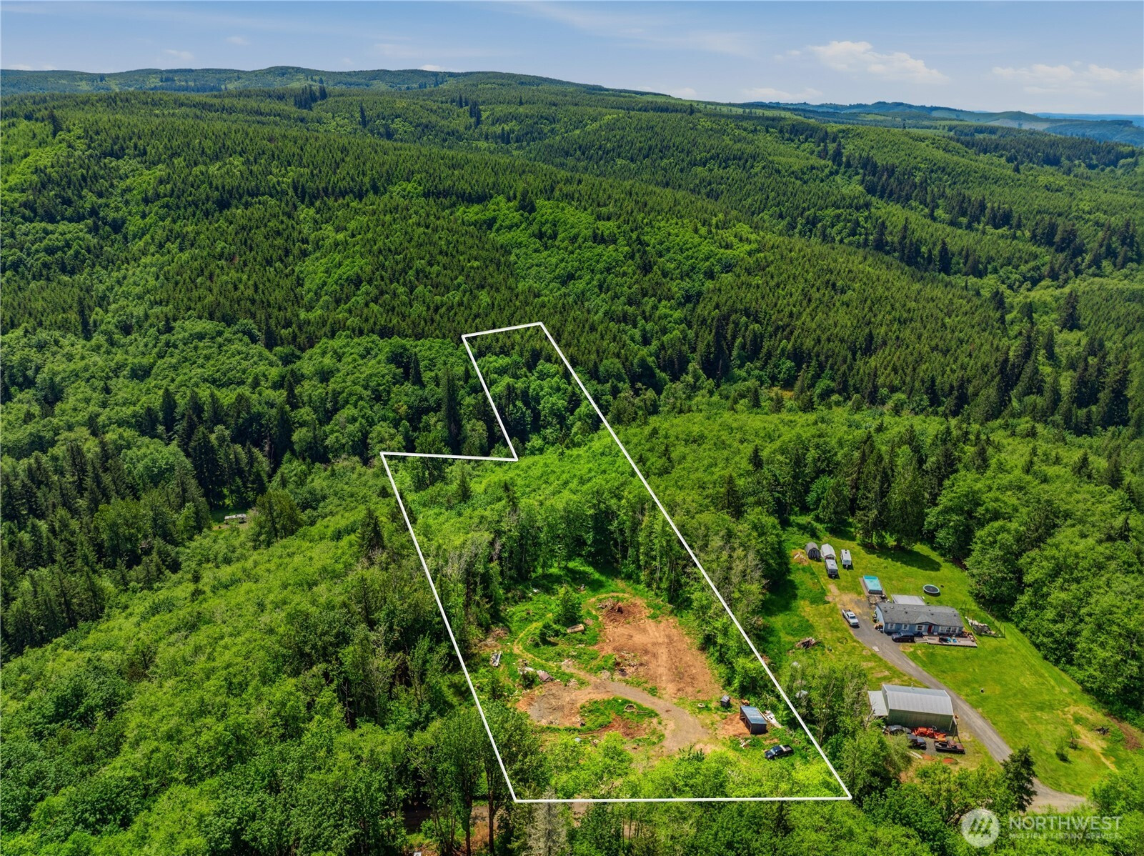 303 Upperwest Road, Castle Rock, WA 98611