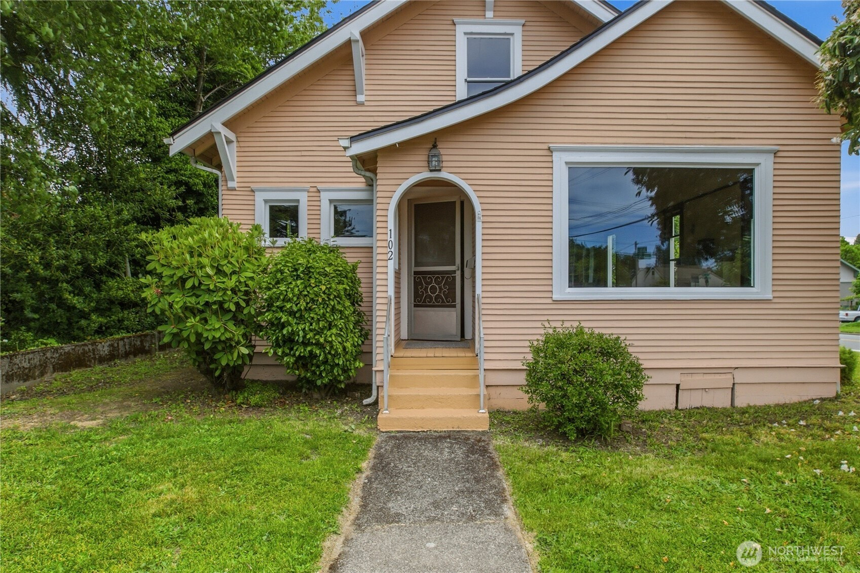 102 Perry Street NW, Olympia, WA 98502