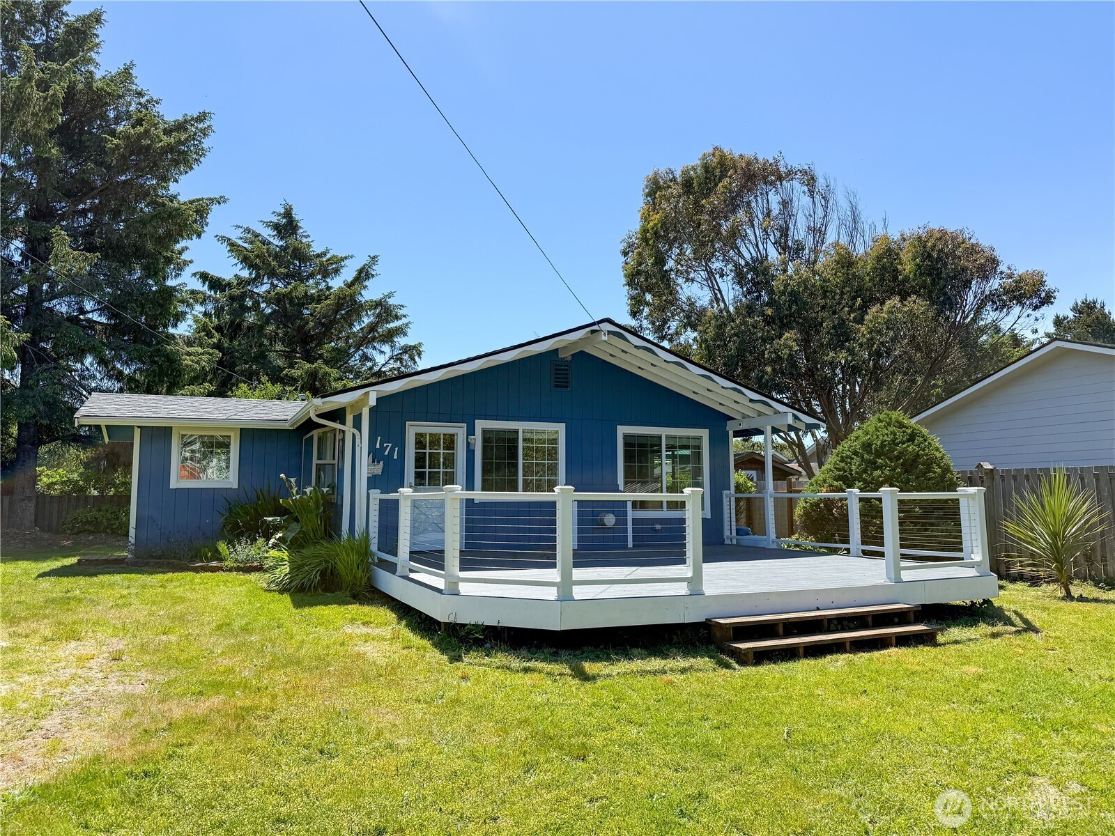 171 Jib Street NW, Ocean Shores, WA 98569