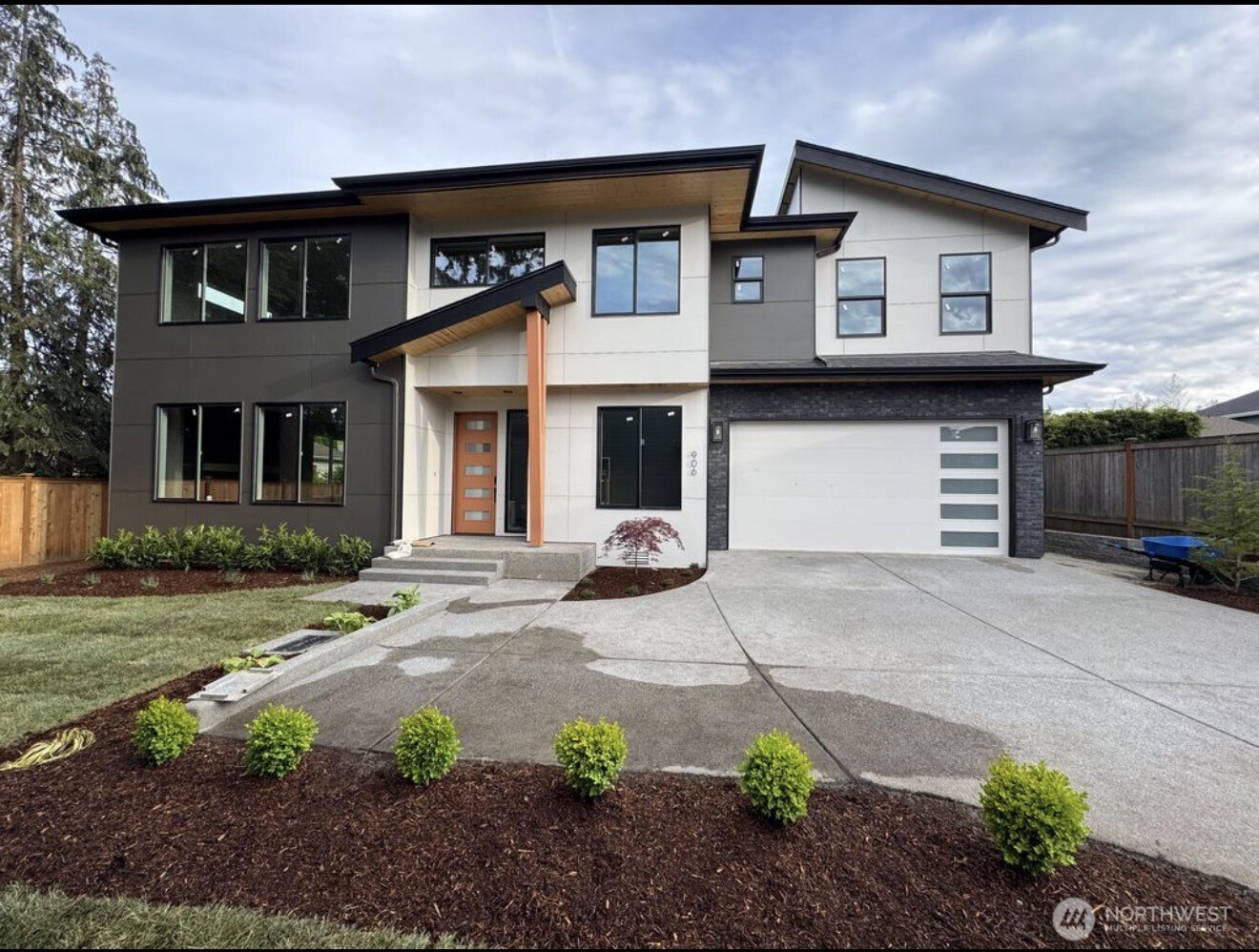 906 232nd Street SE, Bothell, WA 98021