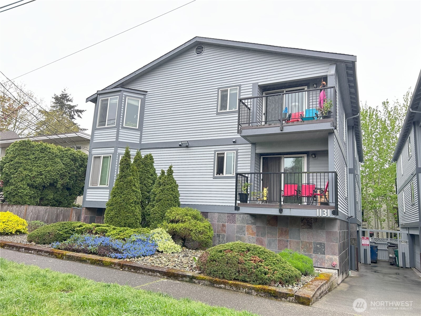 1131 N 93rd Street, Seattle, WA 98103