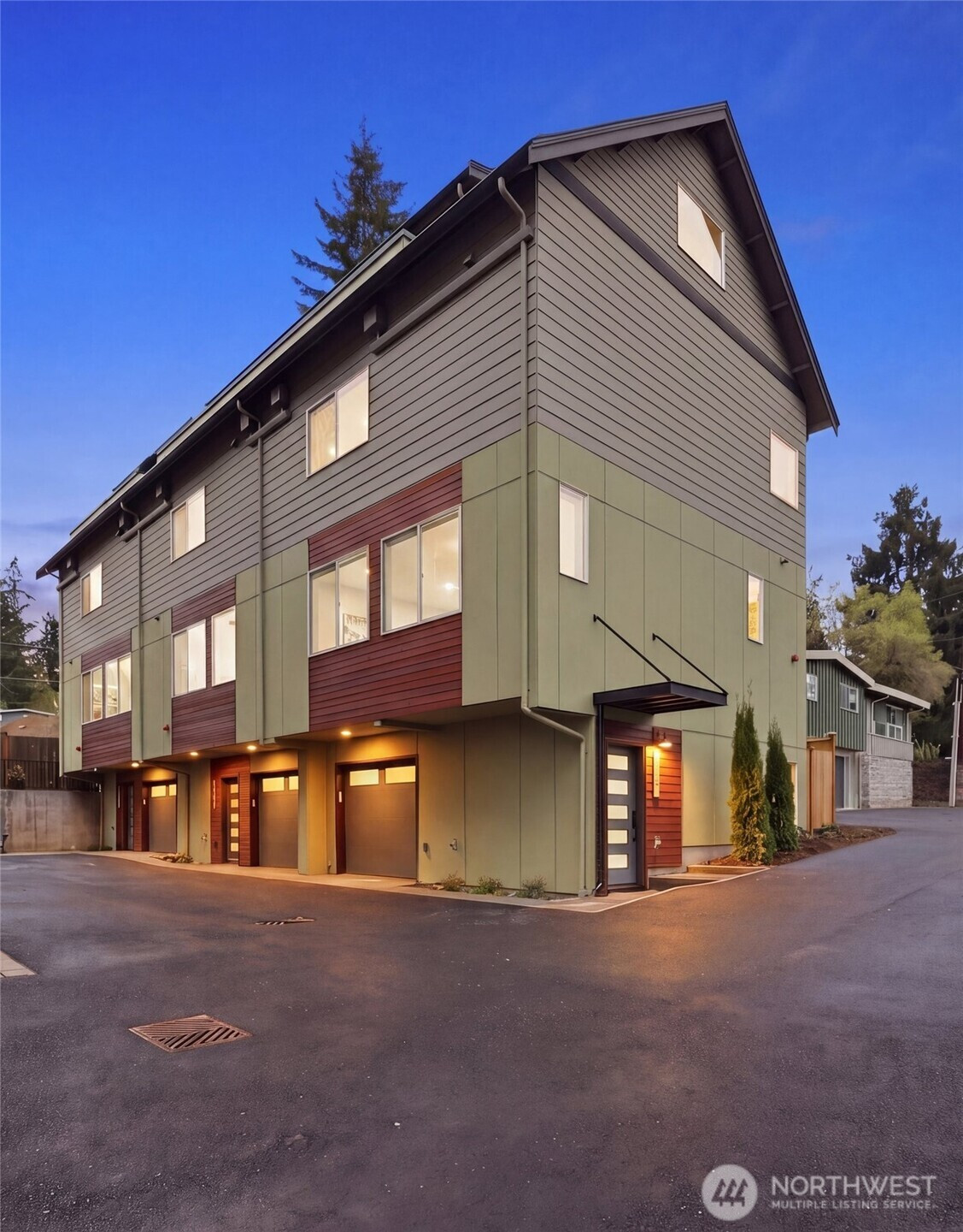 14608 Corliss Avenue N, Shoreline, WA 98133