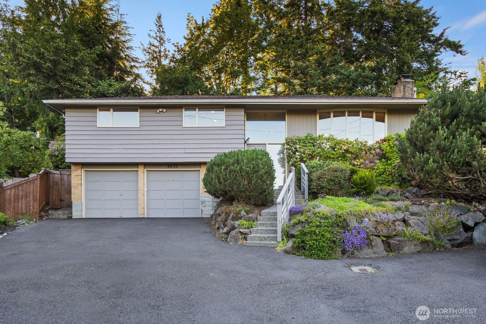 8433 221st Place SW, Edmonds, WA 98026