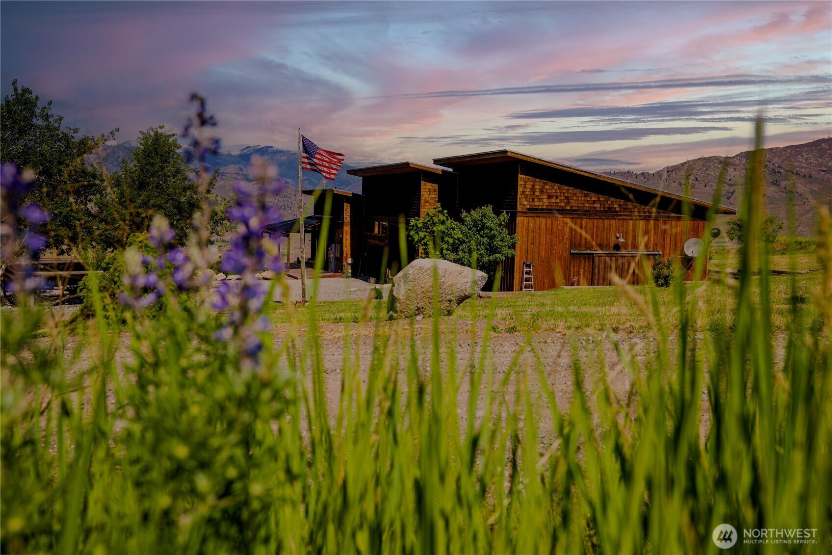 74 Sawtooth Vista Road, Pateros, WA 98846