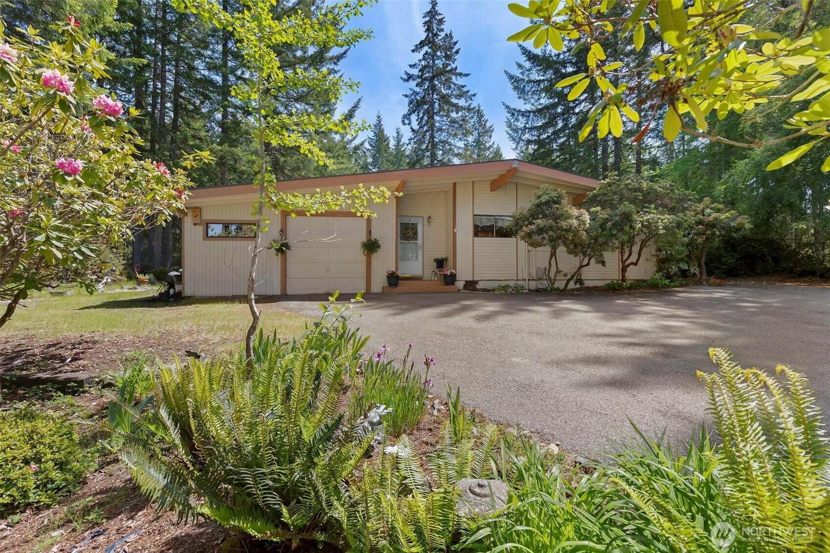 91 E Jack Pine Lane, Union, WA 98592