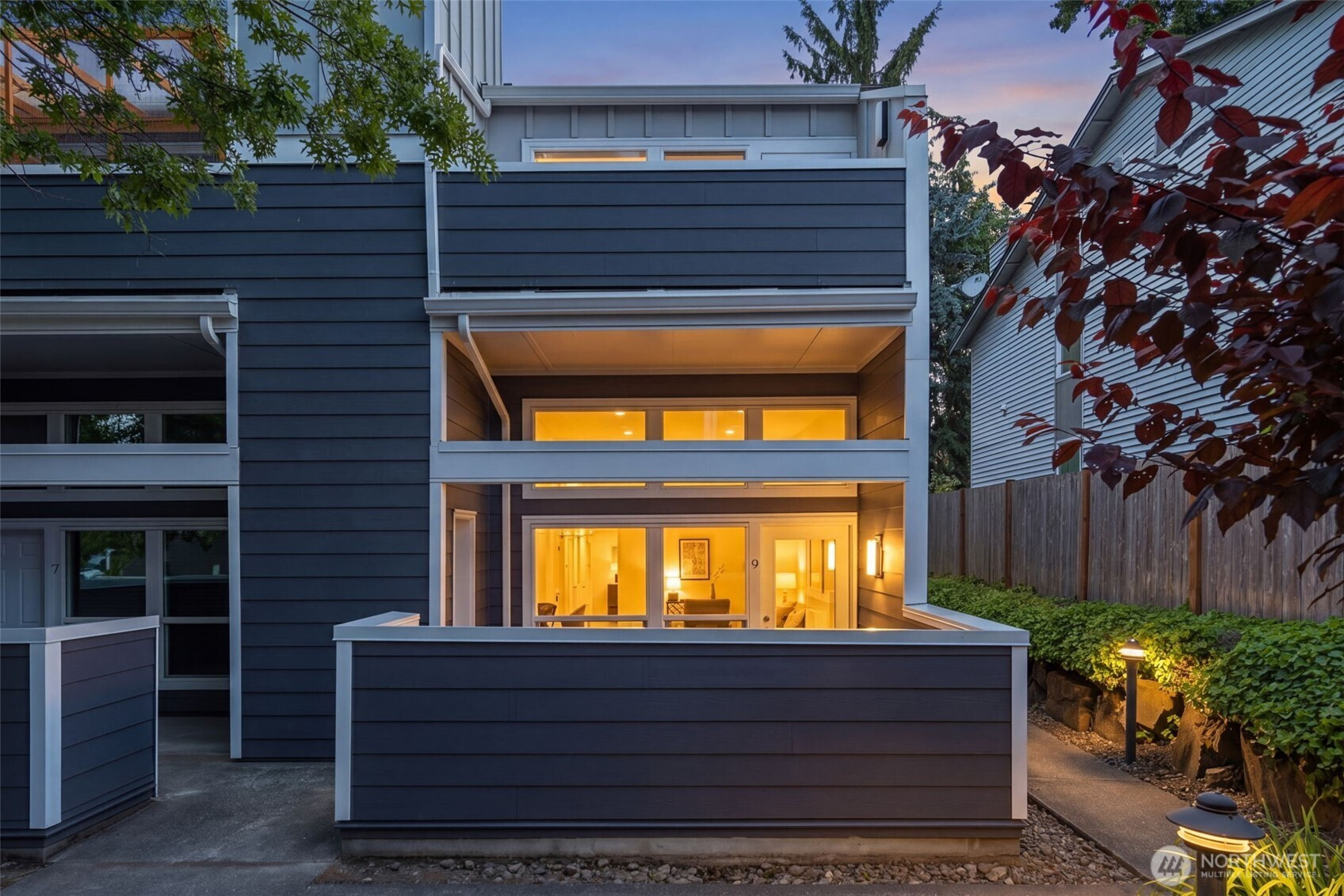 11713 93rd Avenue NE, Kirkland, WA 98034