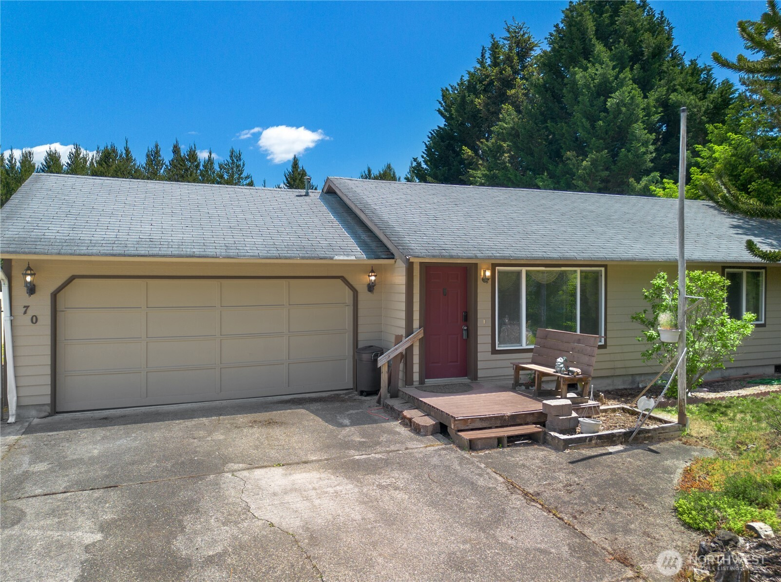 70 E Sycamore Place, Shelton, WA 98584