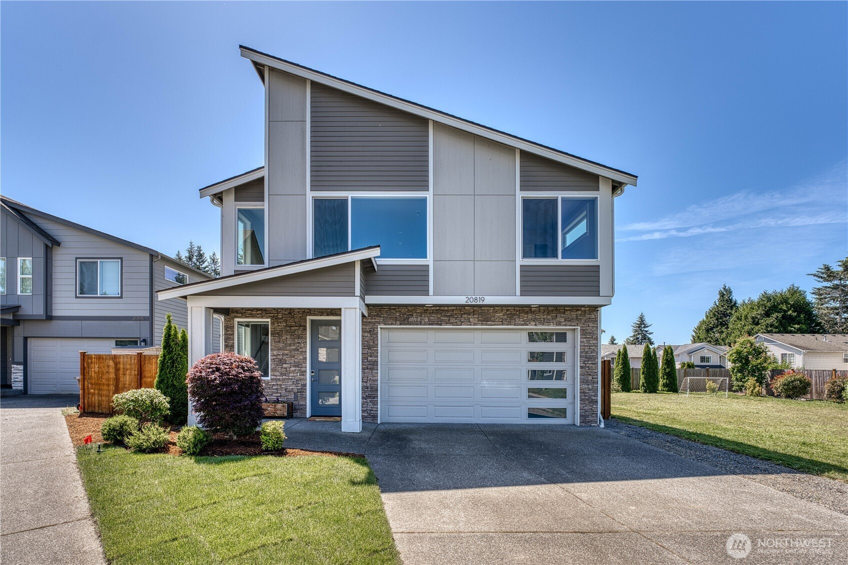 20819 9th Place W, Lynnwood, WA 98036
