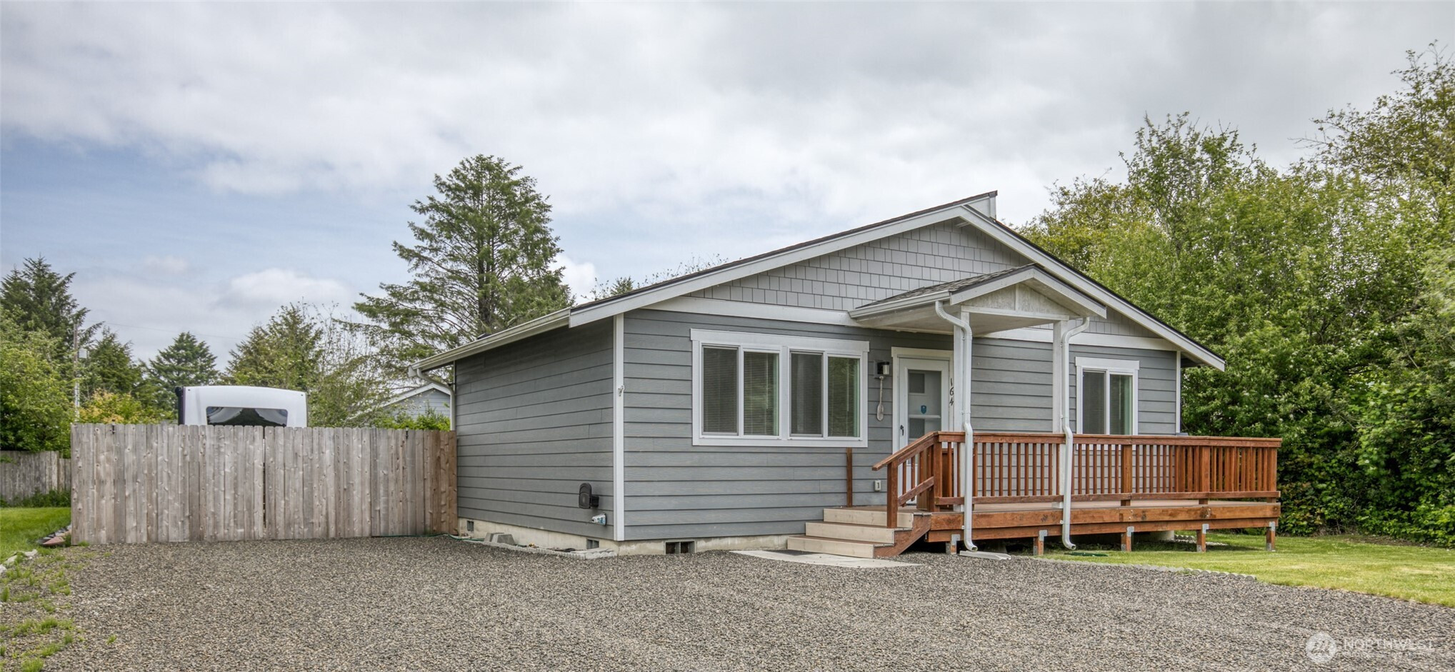164 N Oar Loop NW, Ocean Shores, WA 98569