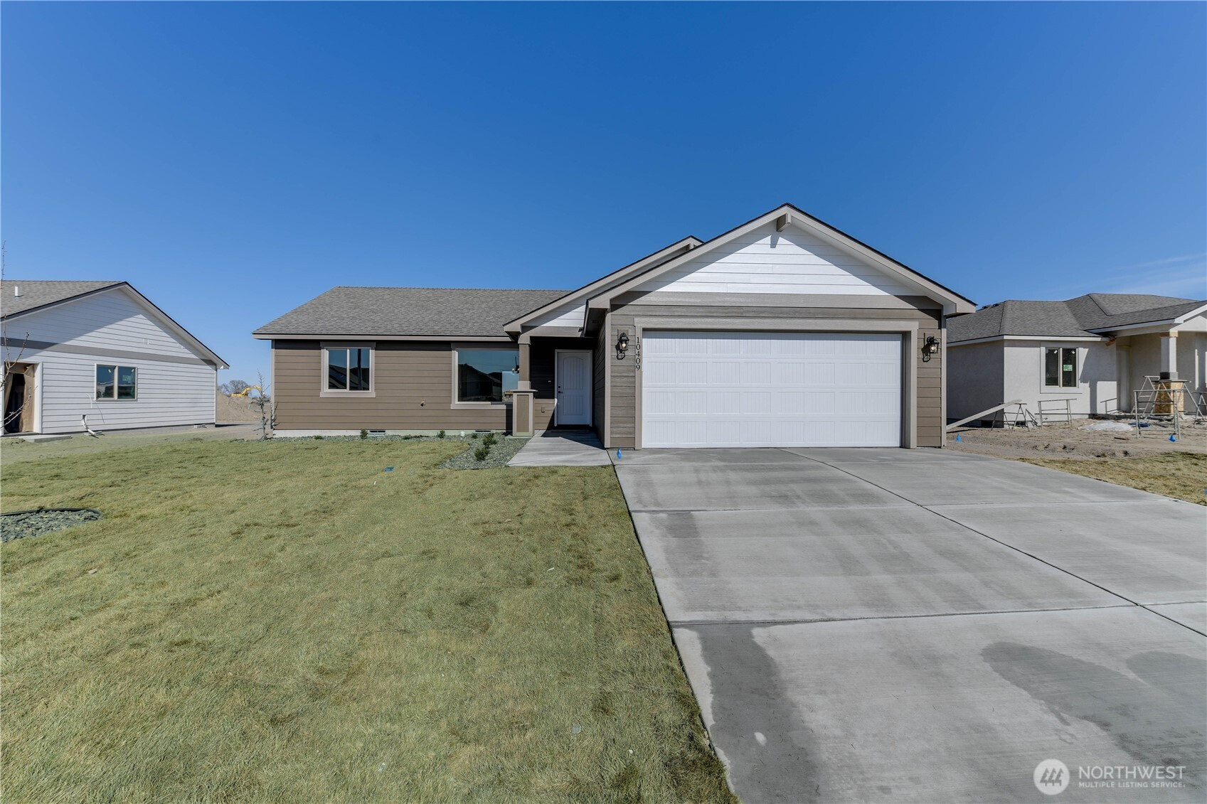 330 N Sandy Loop, Moses Lake, WA 98837