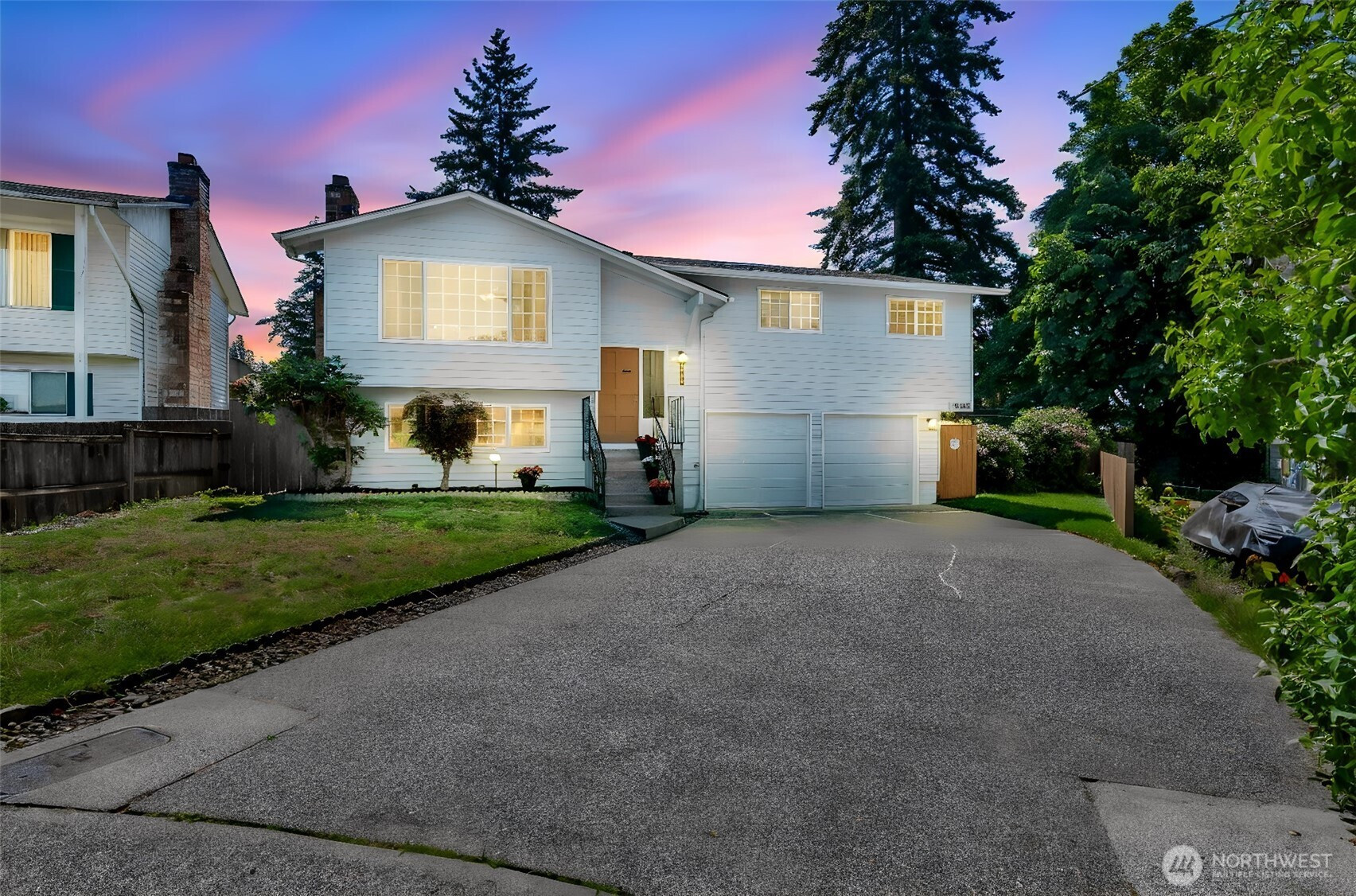 18925 49th Place W, Lynnwood, WA 98036