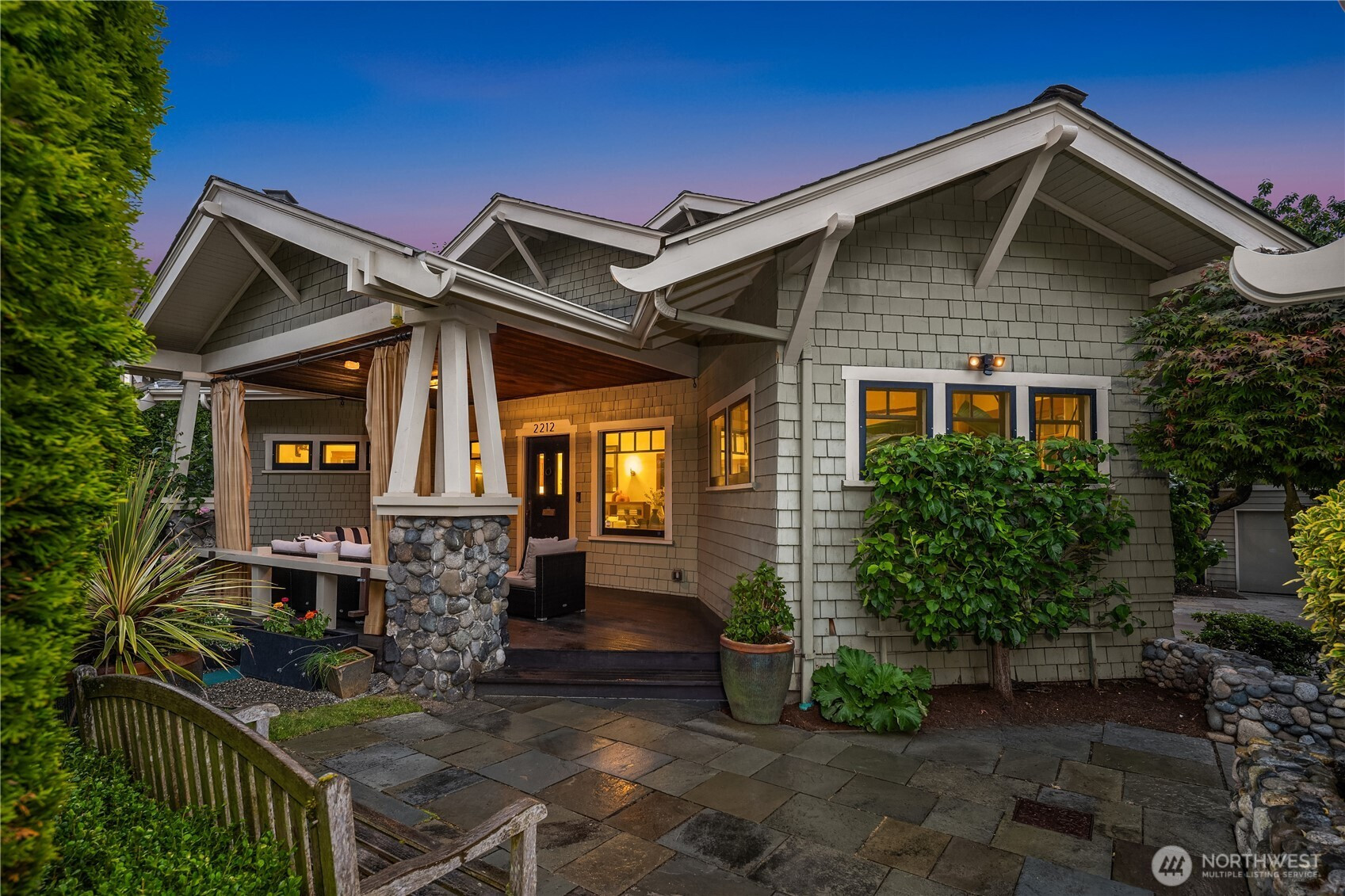 2212 Federal Avenue E, Seattle, WA 98102