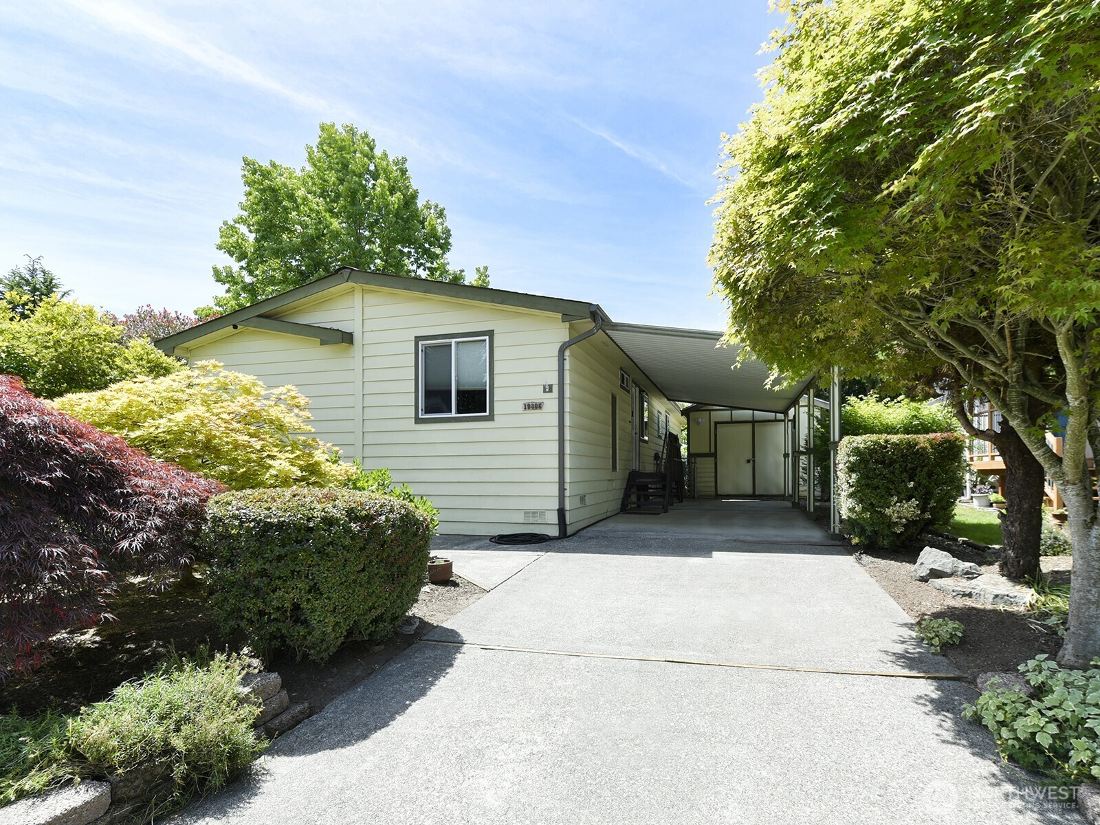 19805 127th Court NE, Bothell, WA 98011