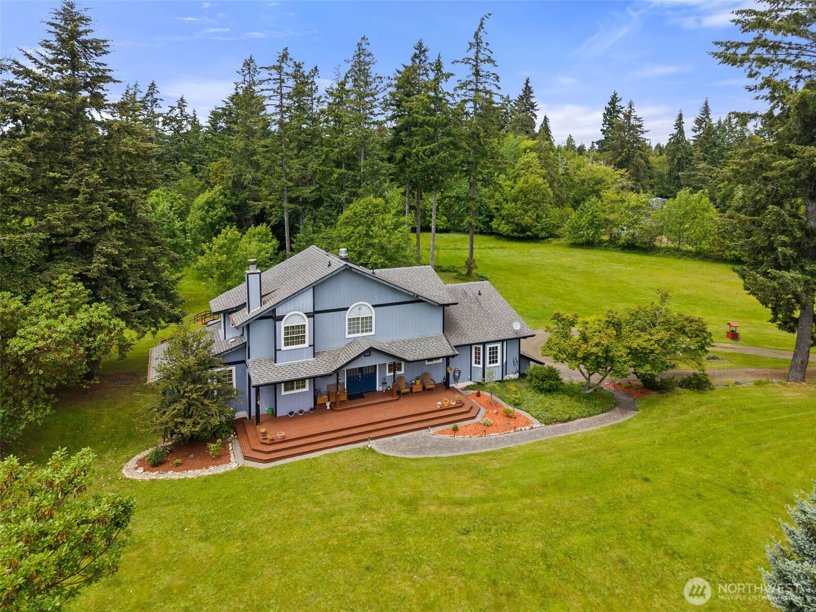 8711 Steamboat Island Road NW, Olympia, WA 98502