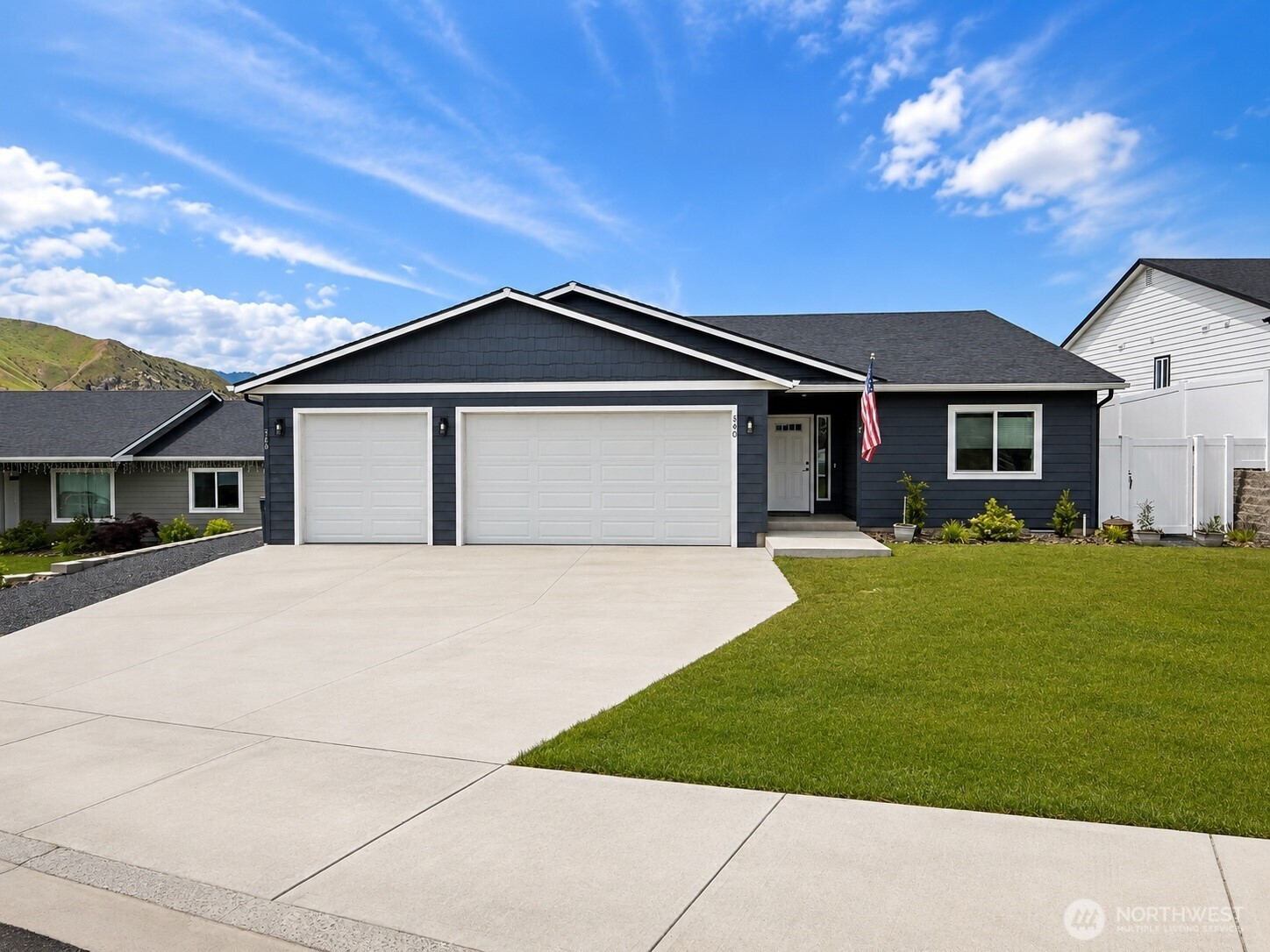540 S Juli Avenue, East Wenatchee, WA 98802