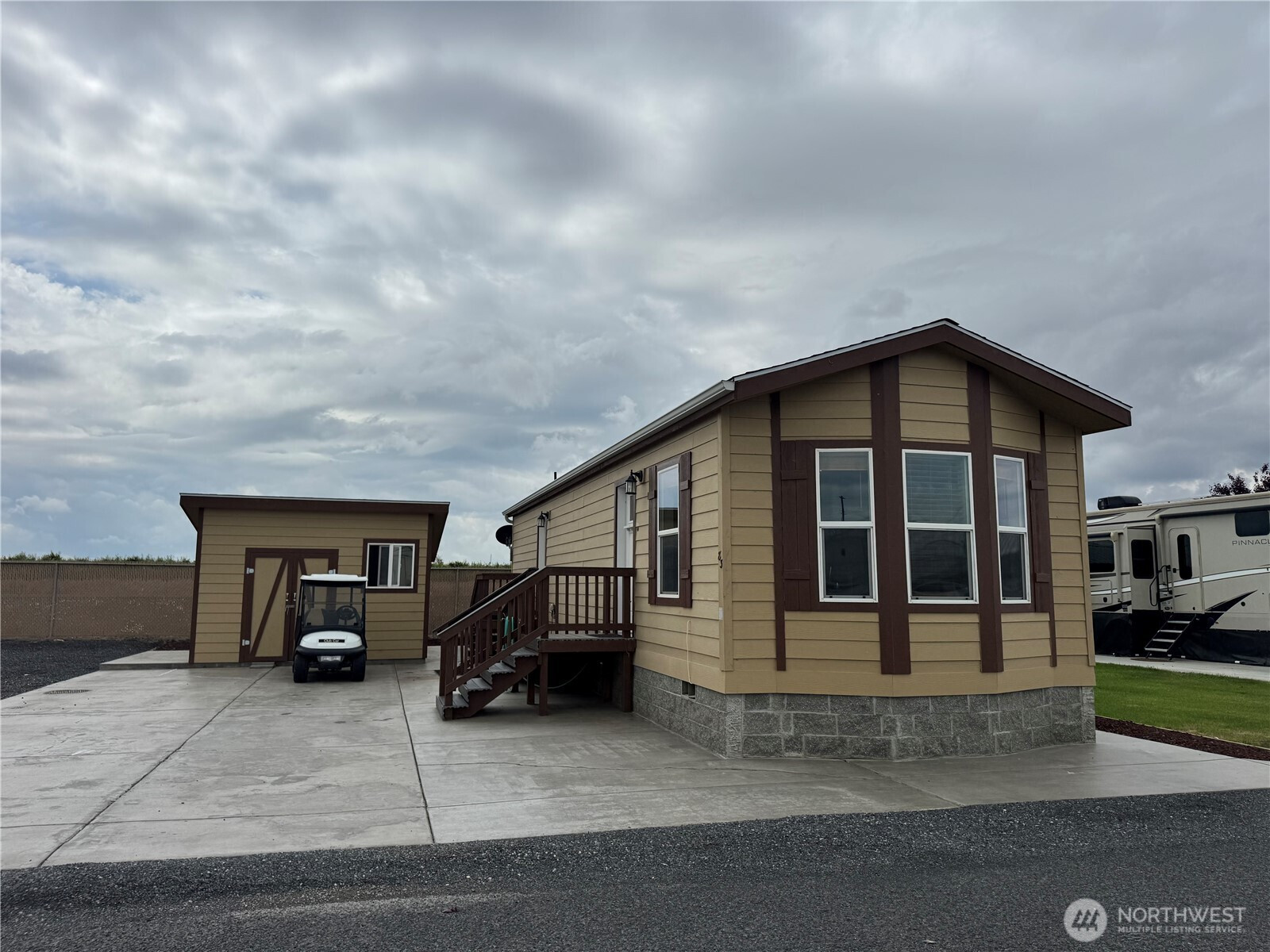 17693 Road 5 NW, Quincy, WA 98848