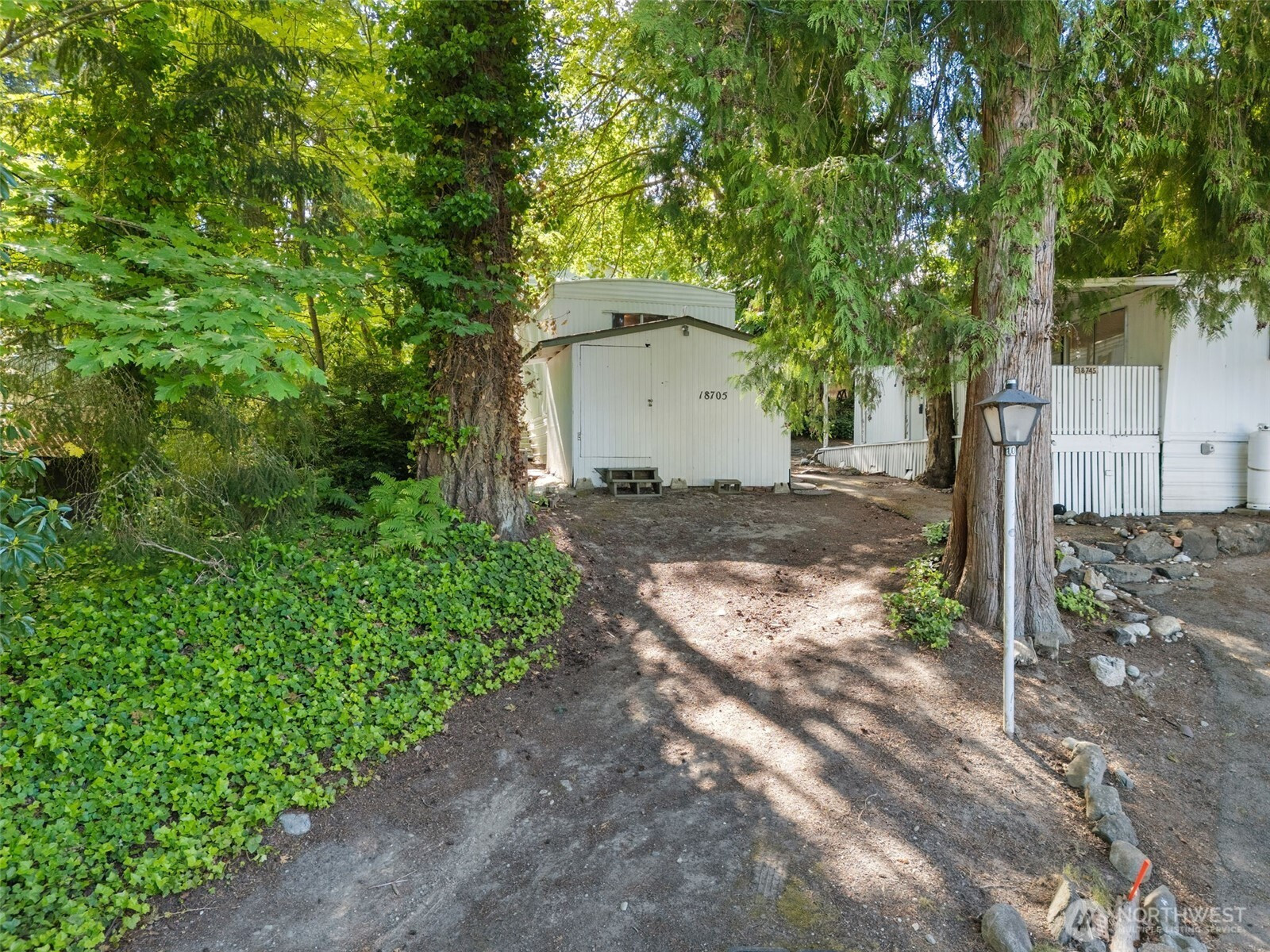 18705 1st Avenue NE, Suquamish, WA 98392