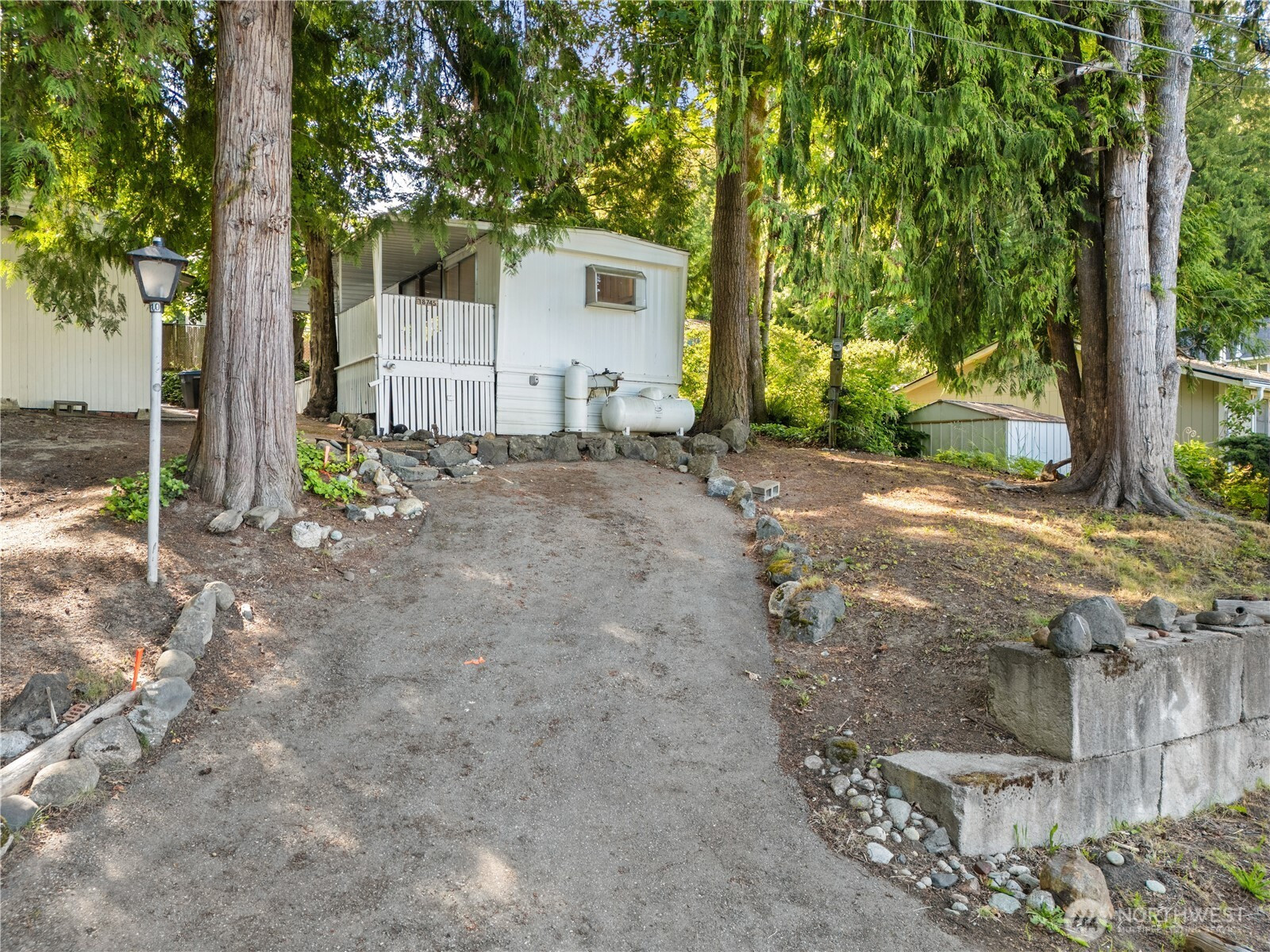 18745 1st Avenue NE, Suquamish, WA 98392