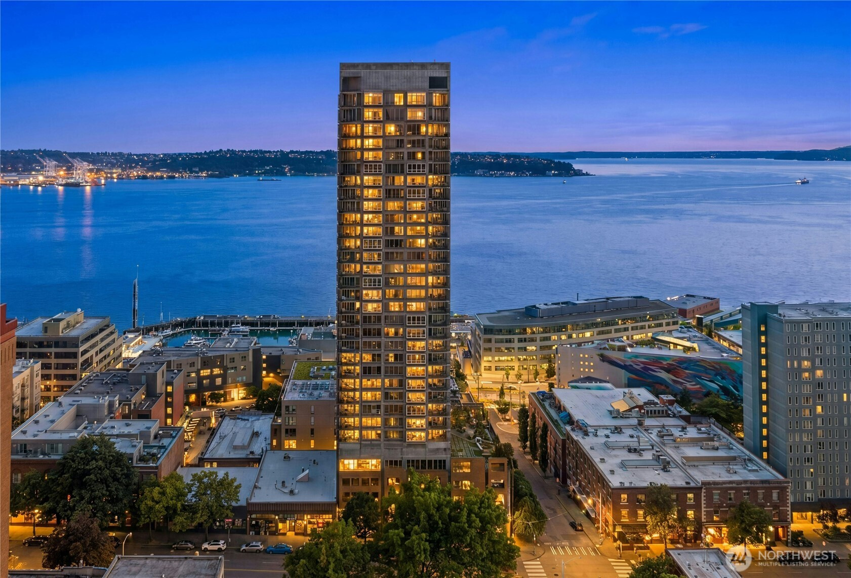 2125 1st Avenue, Seattle, WA 98121