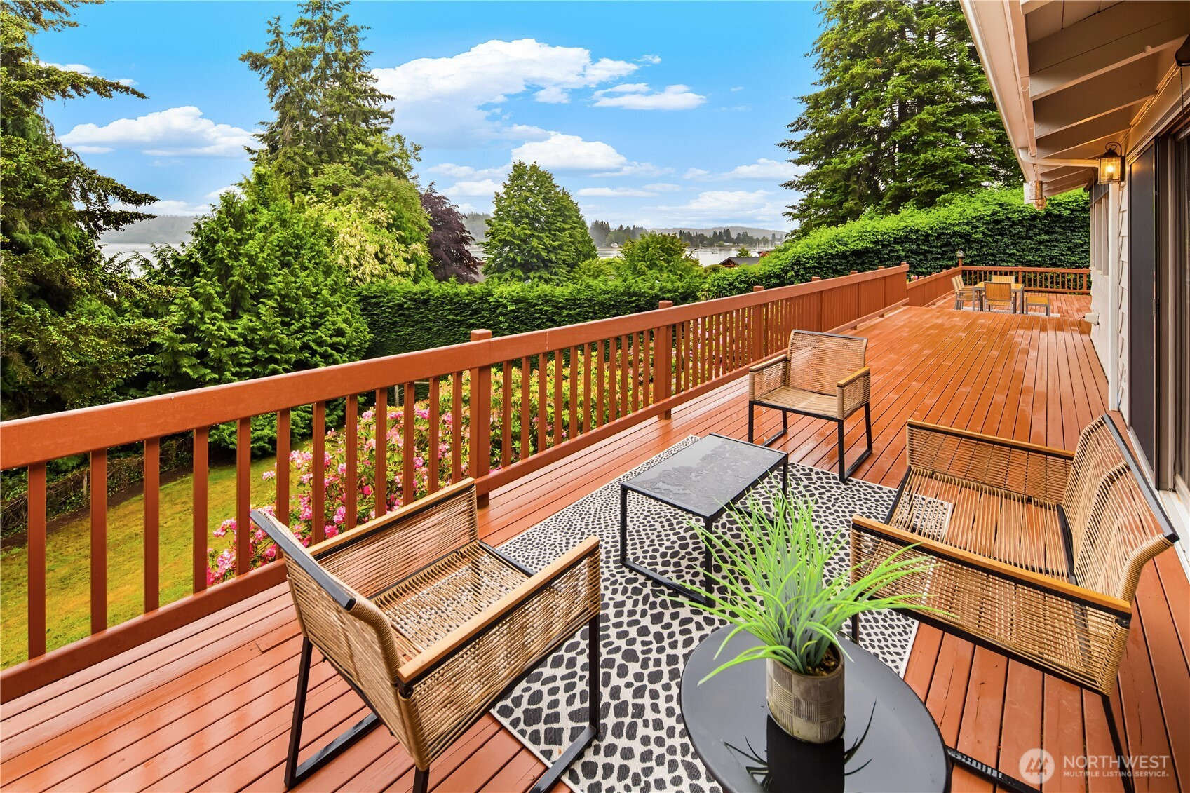 22516 100th Place SW, Vashon, WA 98070
