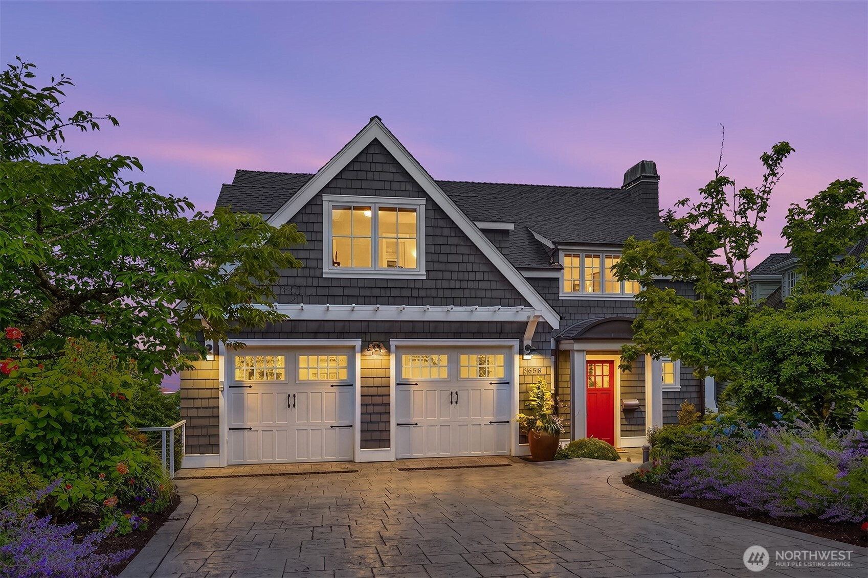 3658 50th Avenue NE, Seattle, WA 98105