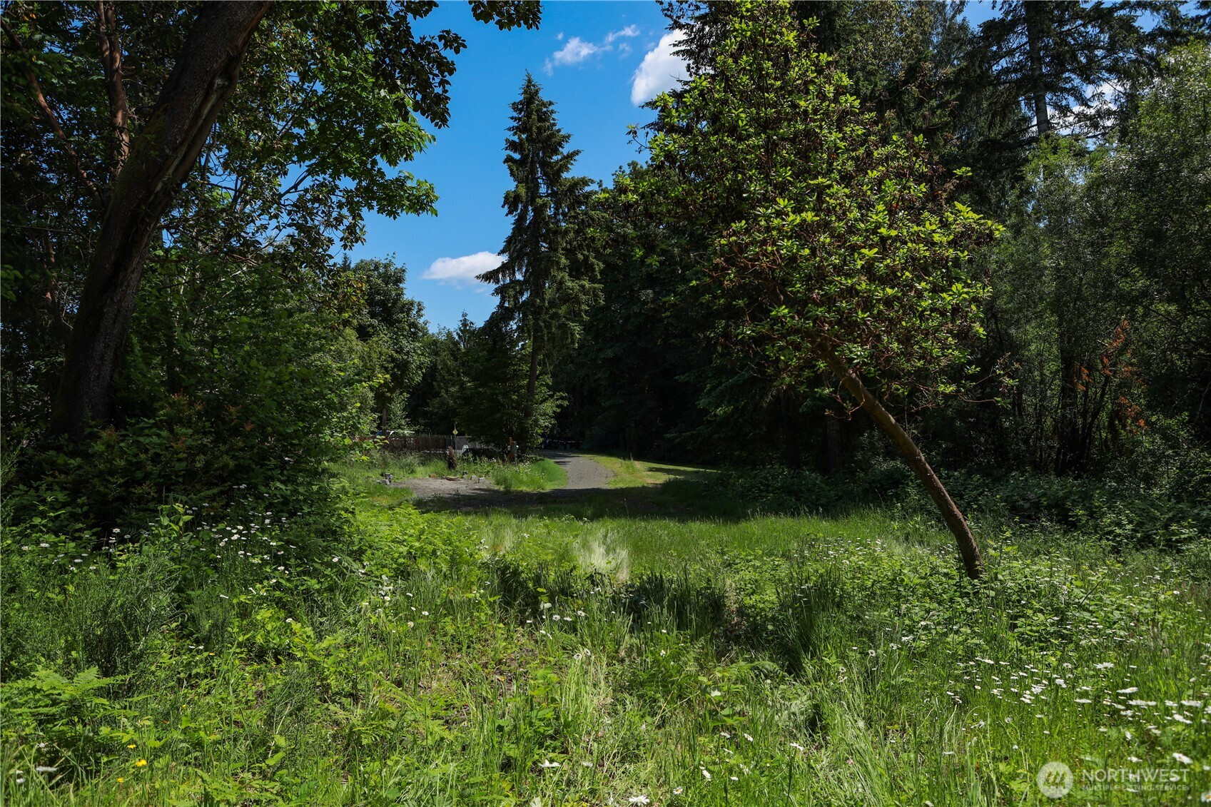 712 Cornwall Road NW, Lakebay, WA 98349