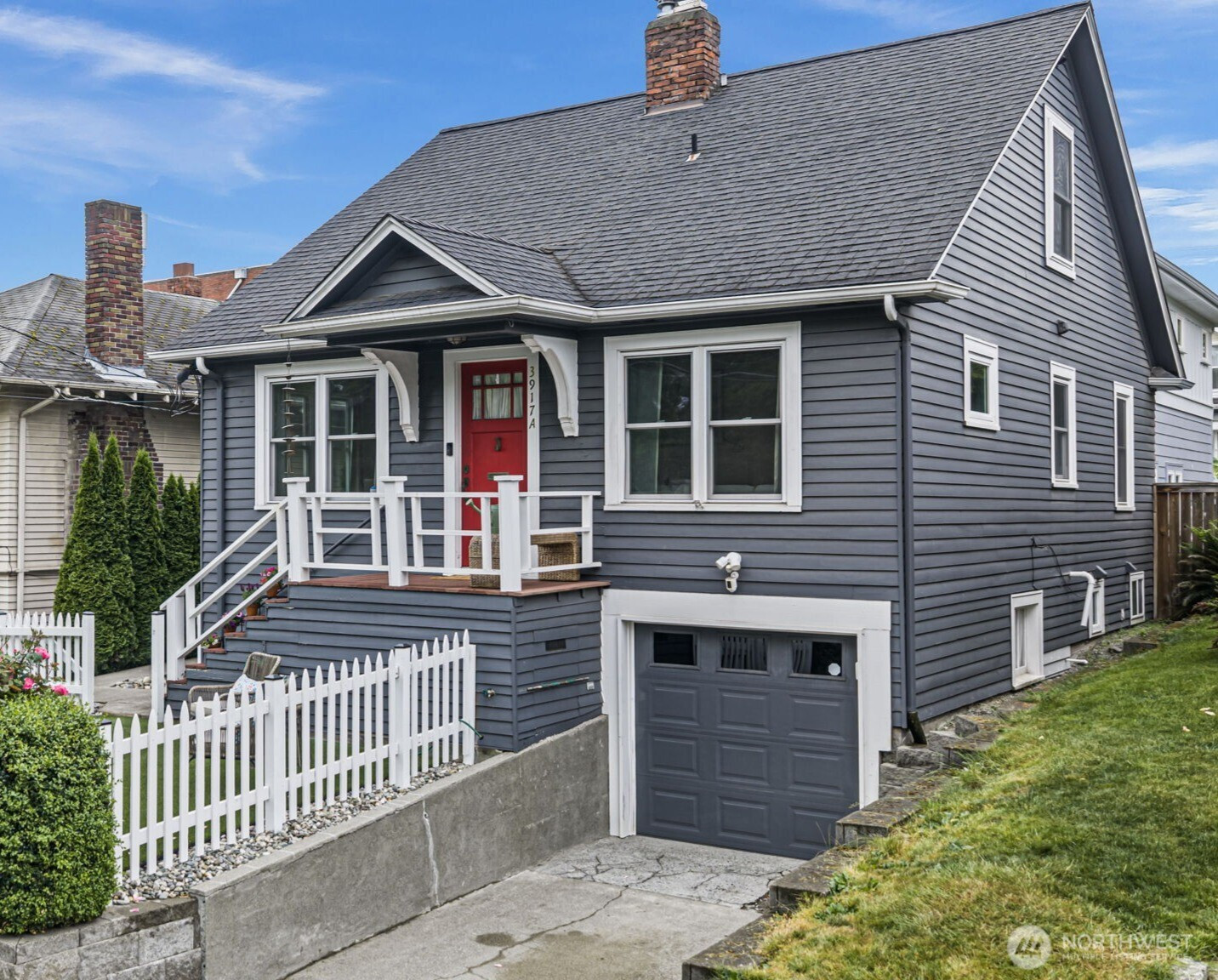 3917 Midvale Avenue N, Seattle, WA 98103