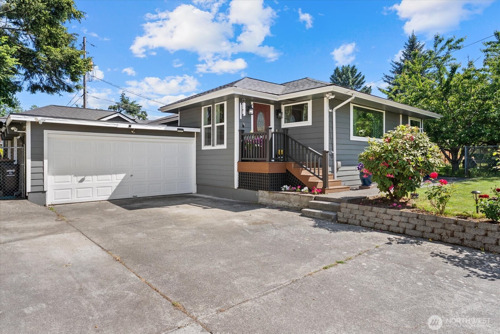 4240 S Rose Street, Seattle, WA 98118