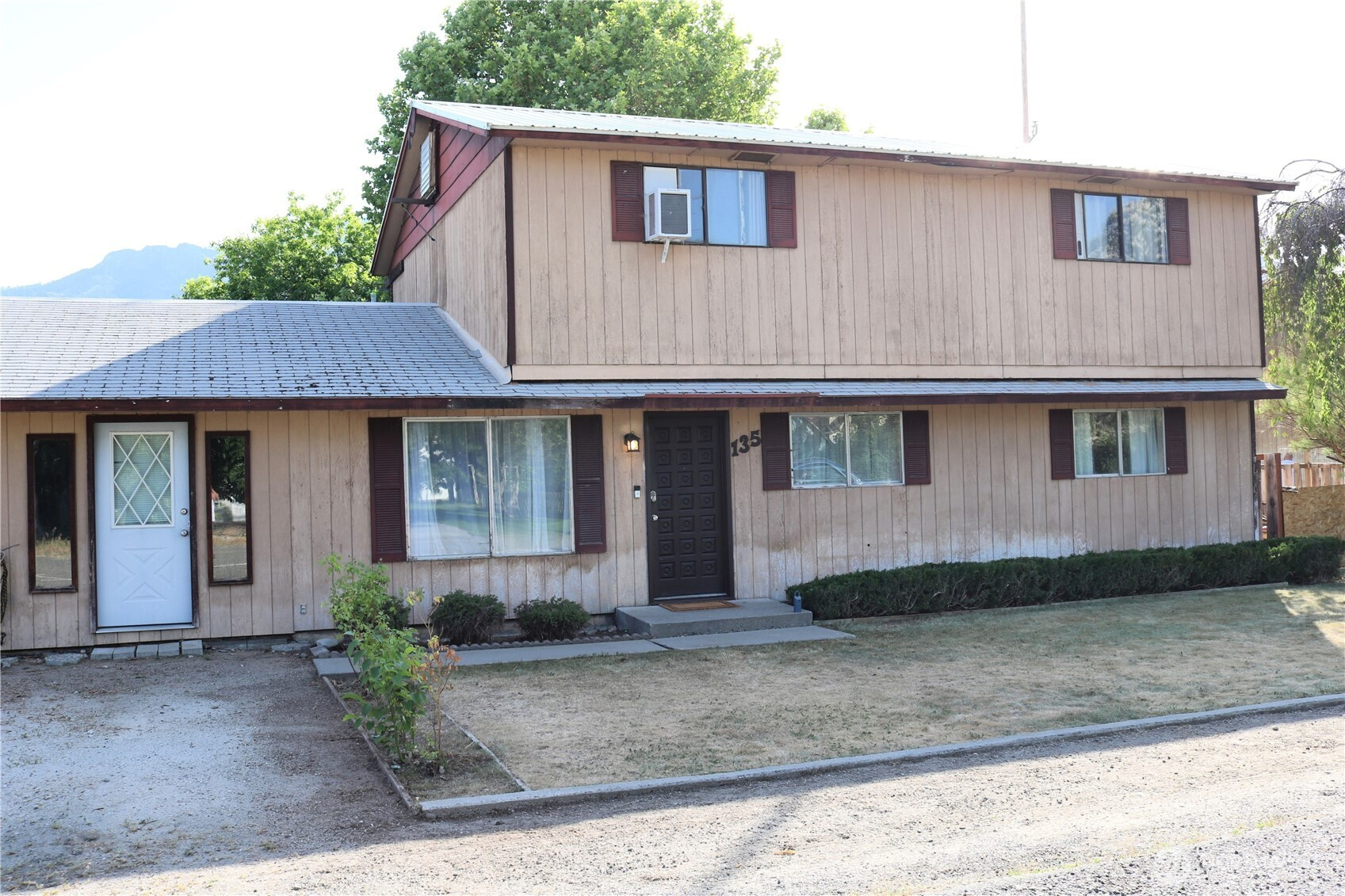 135 Eveline Street, Pateros, WA 98841