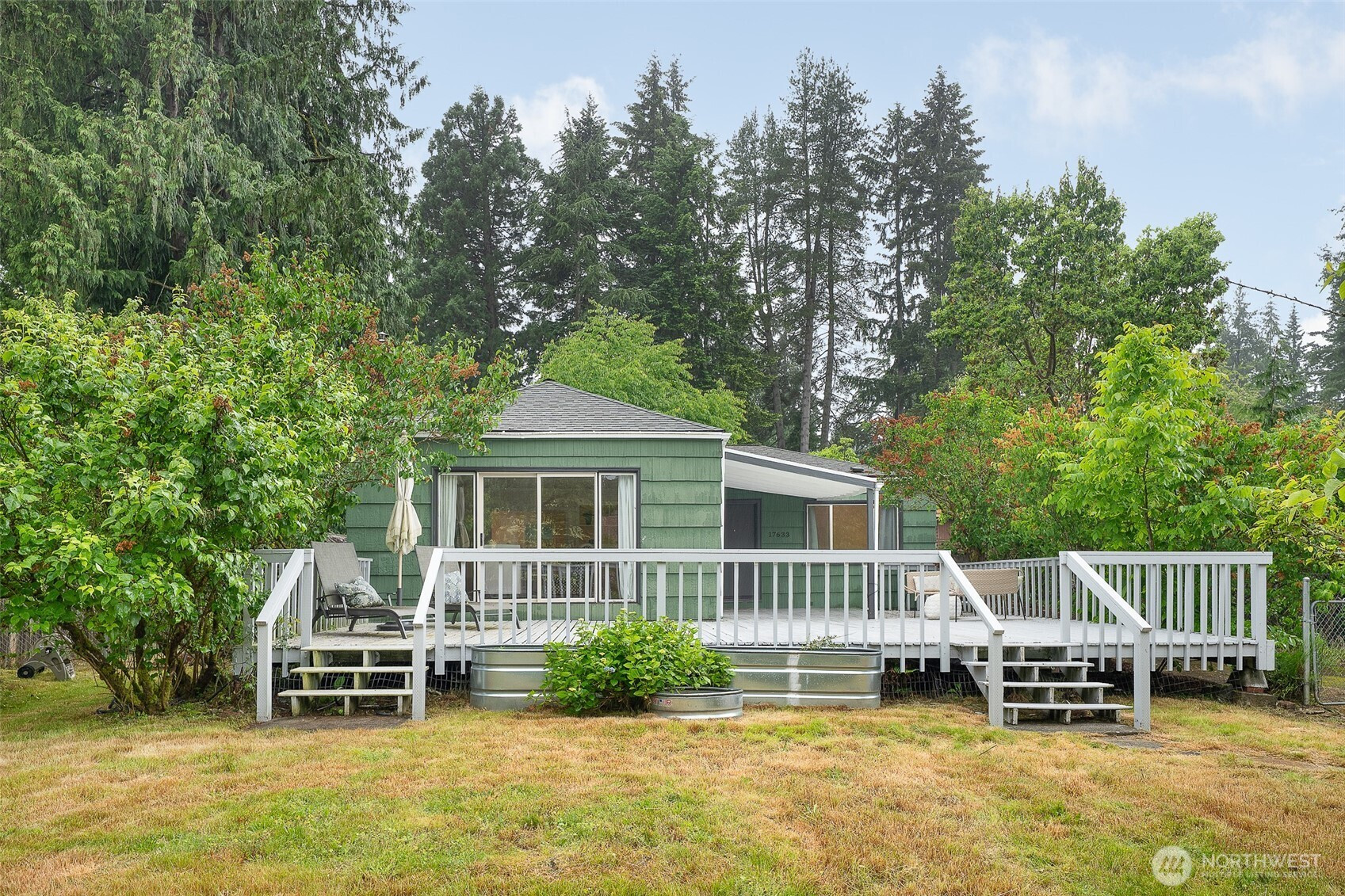 17633 10th Avenue NE, Shoreline, WA 98155