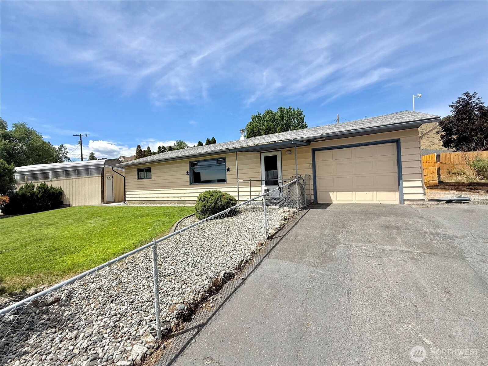 703 Sunrise Drive, Omak, WA 98841