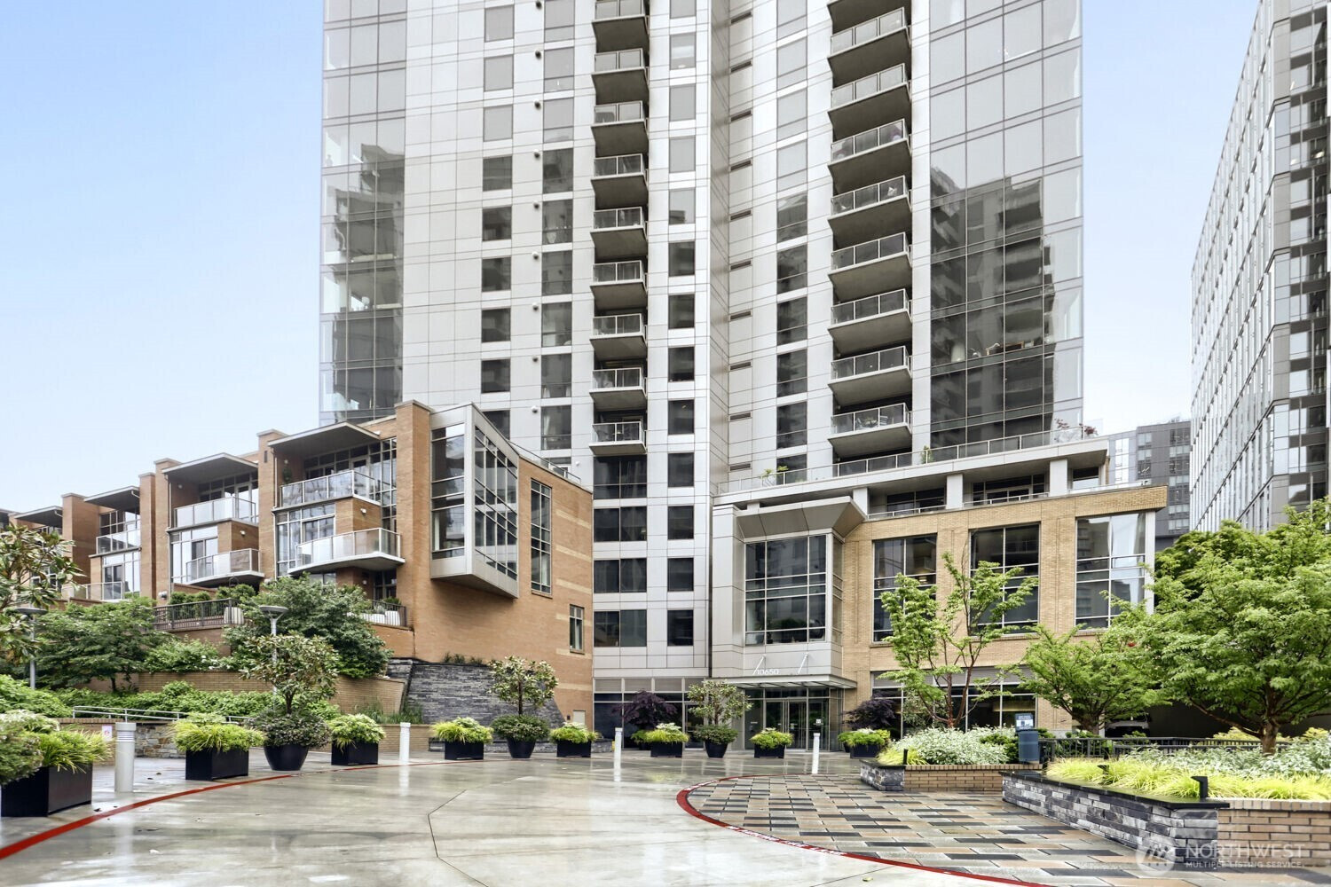 10650 NE 9th Place, Bellevue, WA 98004