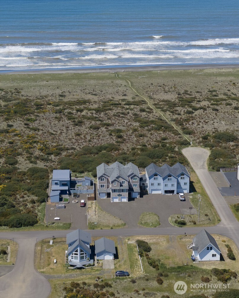 1003 S Sand Dune Avenue SW, Ocean Shores, WA 98569