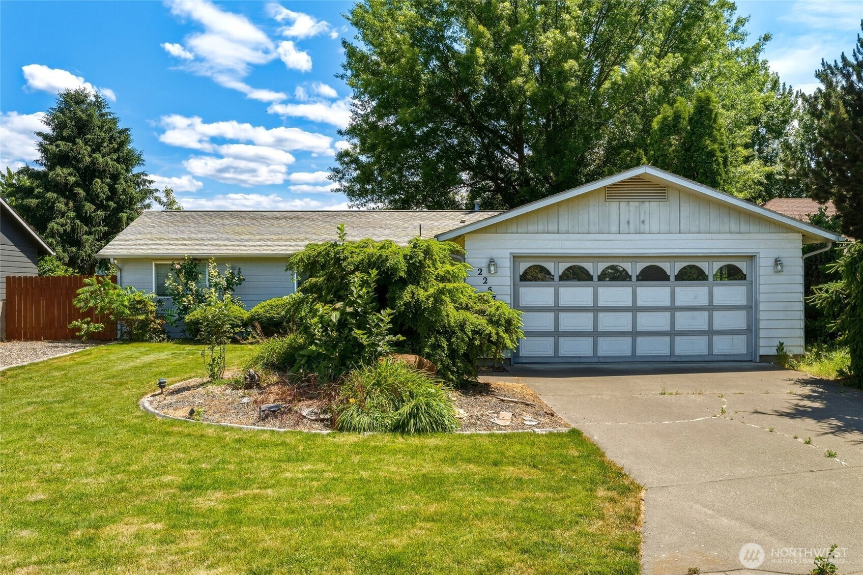 2257 Granite Drive, Walla Walla, WA 99362