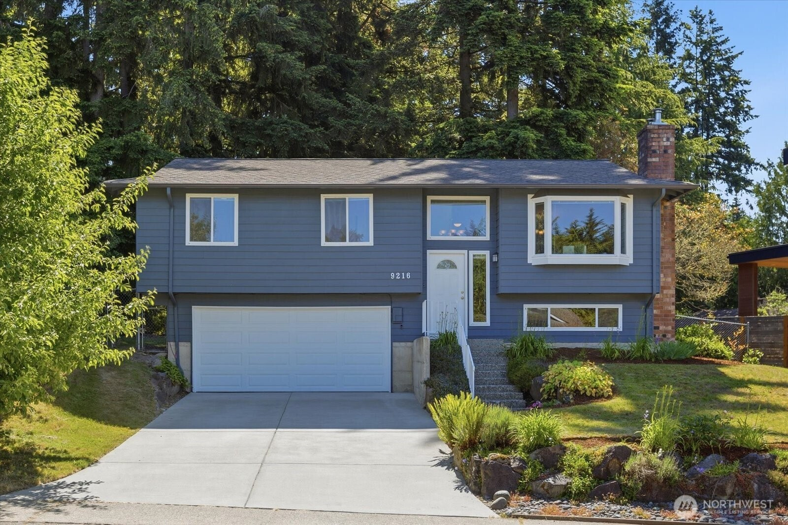 9216 169th Place NE, Redmond, WA 98052