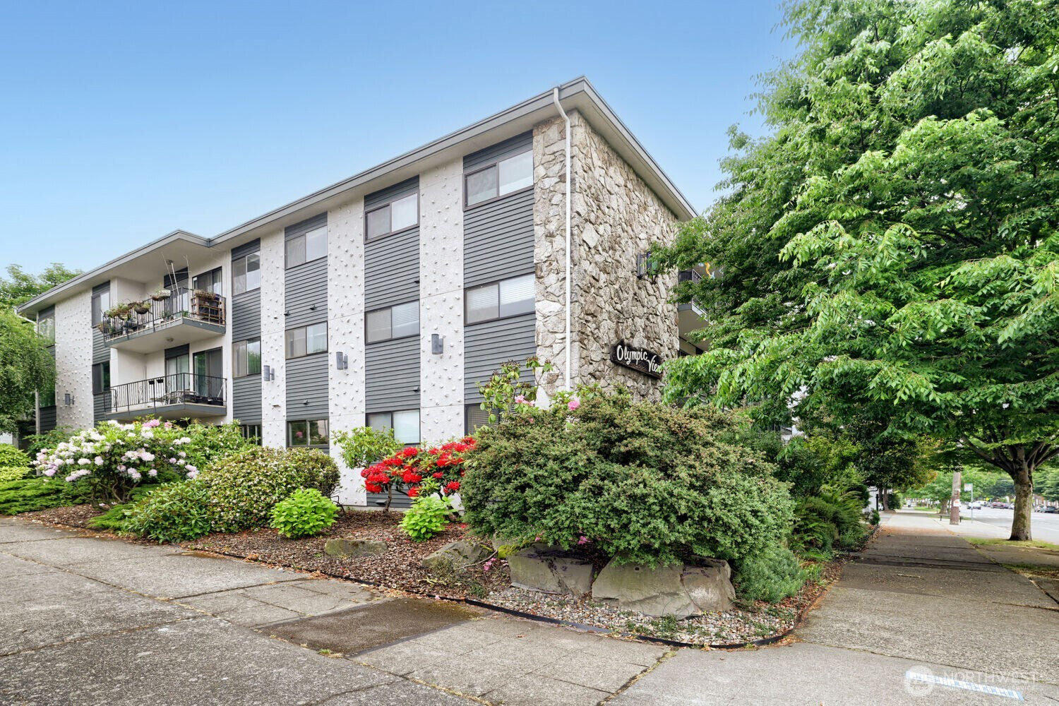 6110 24th Avenue NW, Seattle, WA 98107