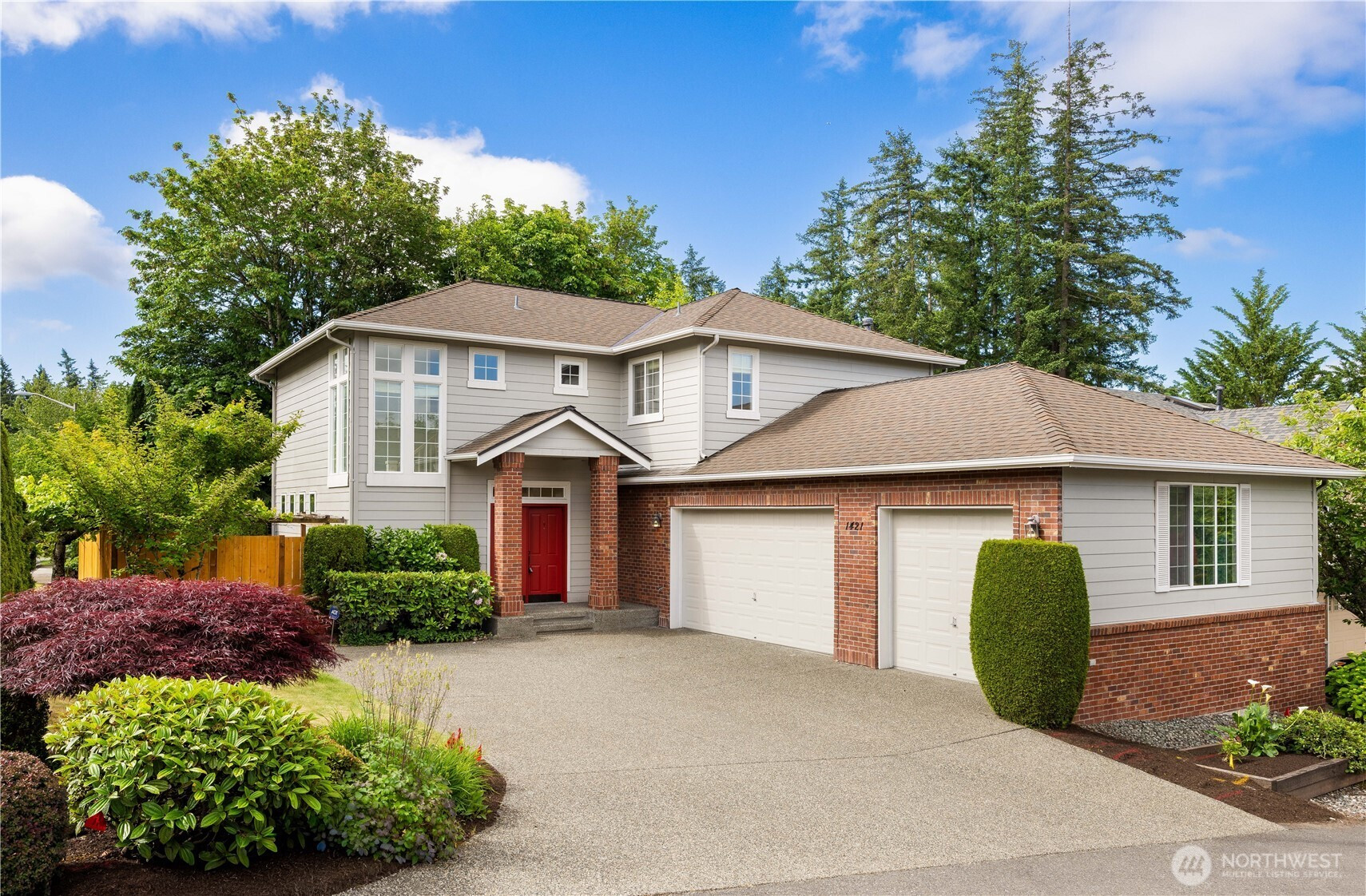 1421 225th Place SE, Sammamish, WA 98075