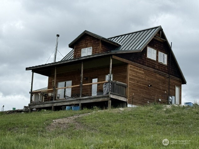 106 Bartroff Road, Oroville, WA 98844