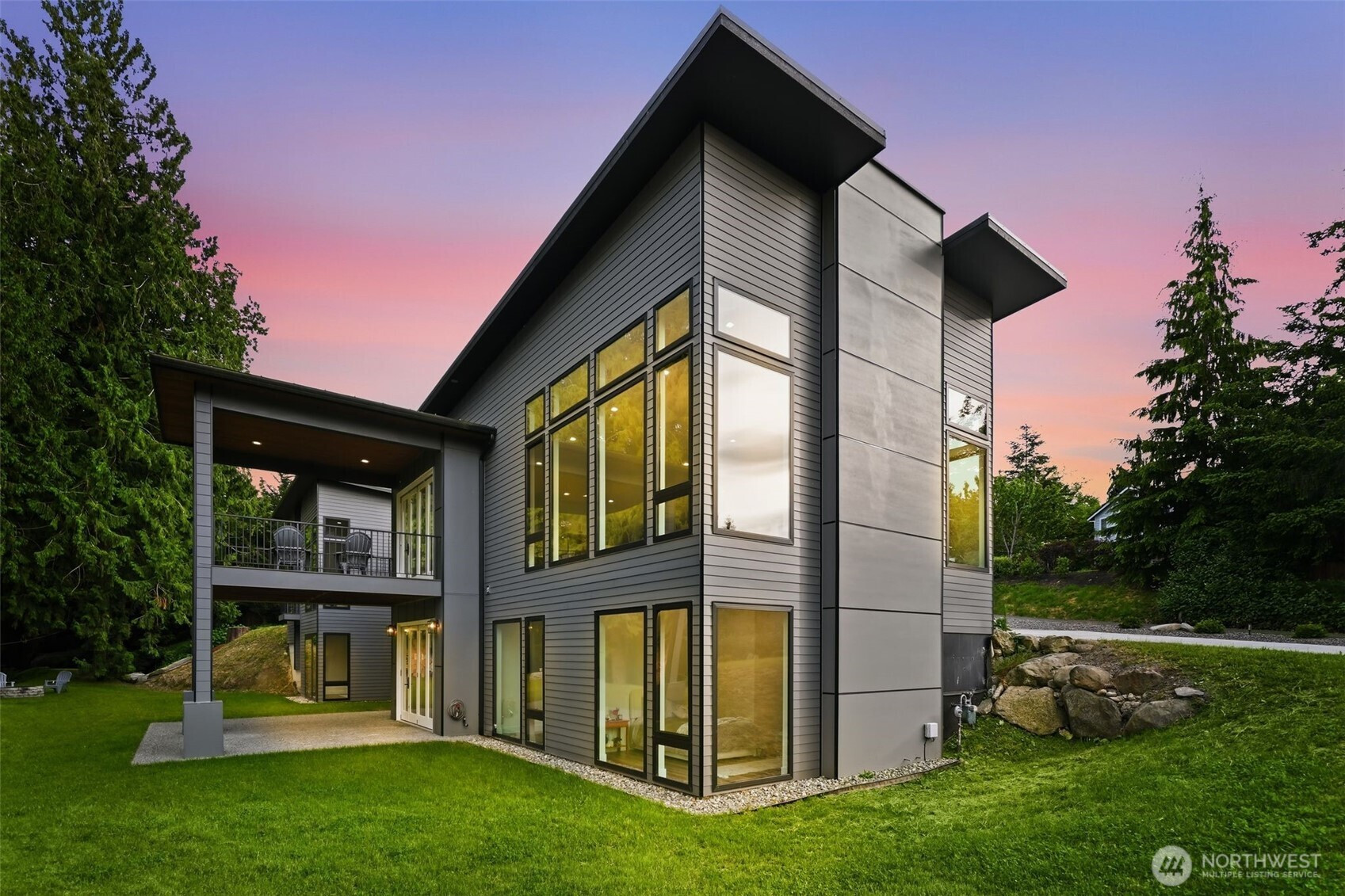 24068 Nookachamp Hills Drive, Mount Vernon, WA 98274