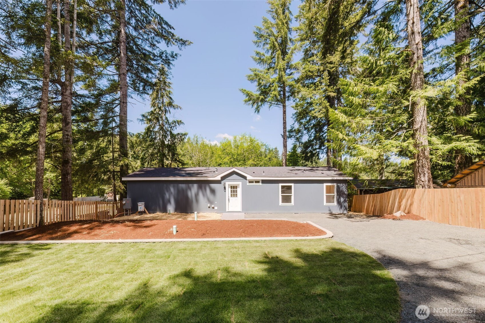401 E Trails End Drive, Belfair, WA 98528