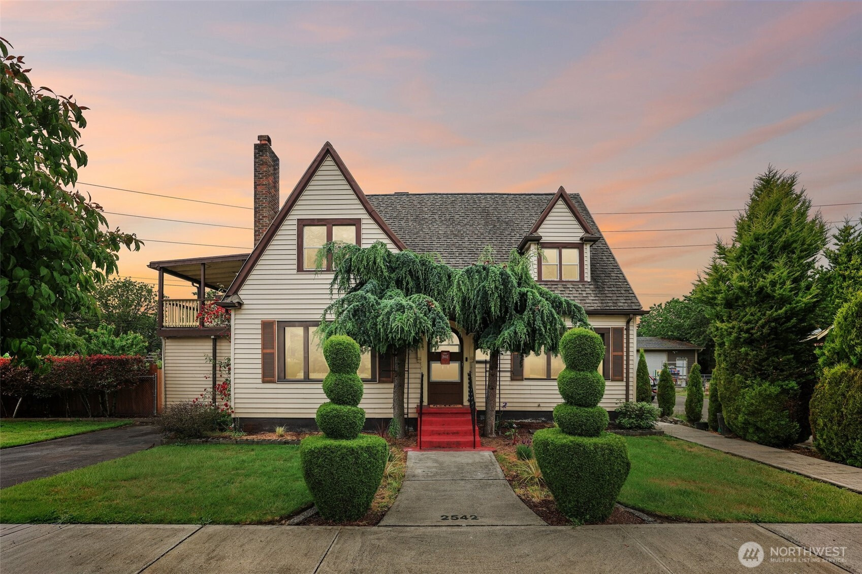 2542 S Cushman Avenue, Tacoma, WA 98405