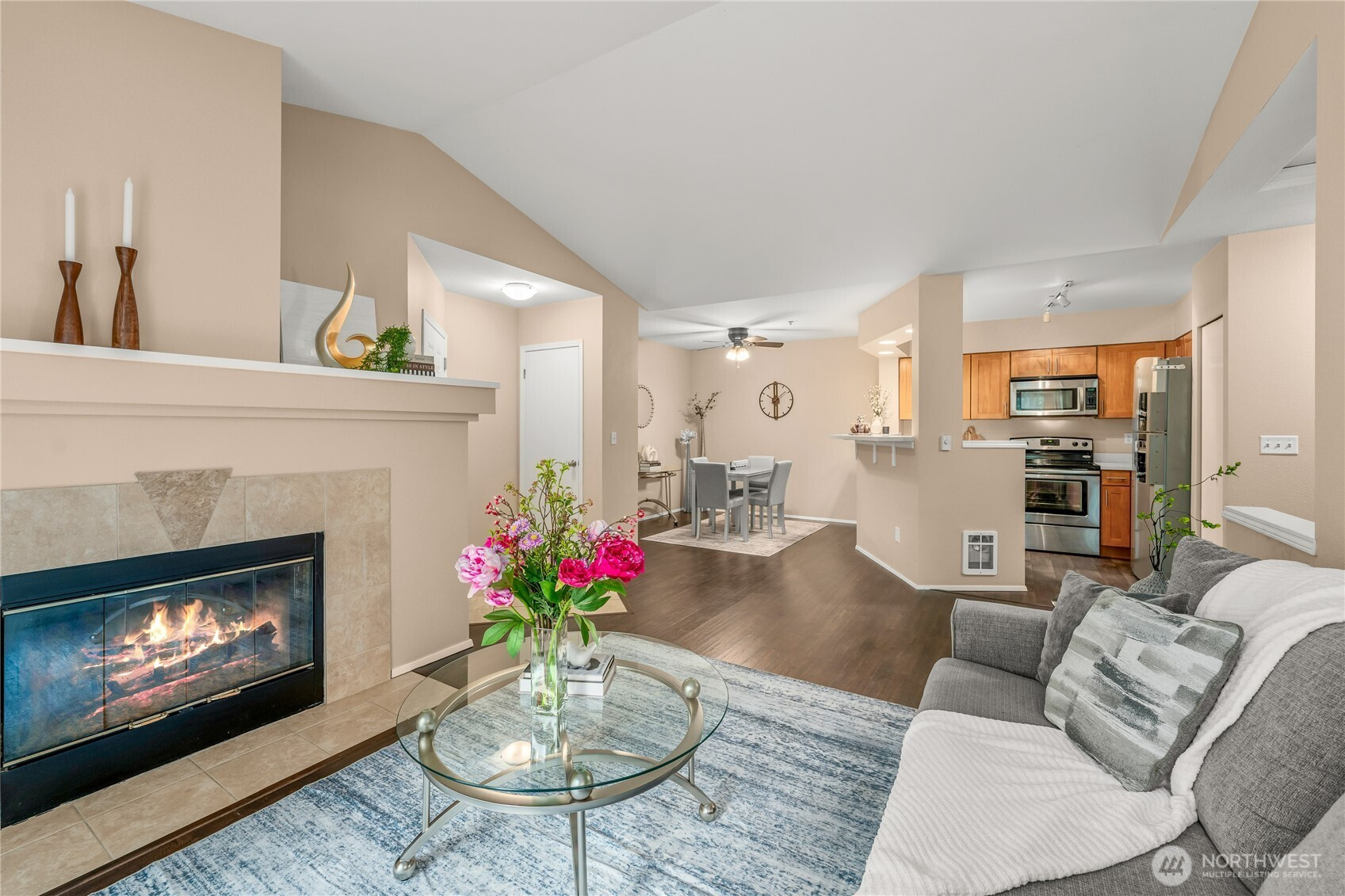 15300 112th Avenue NE, Bothell, WA 98011
