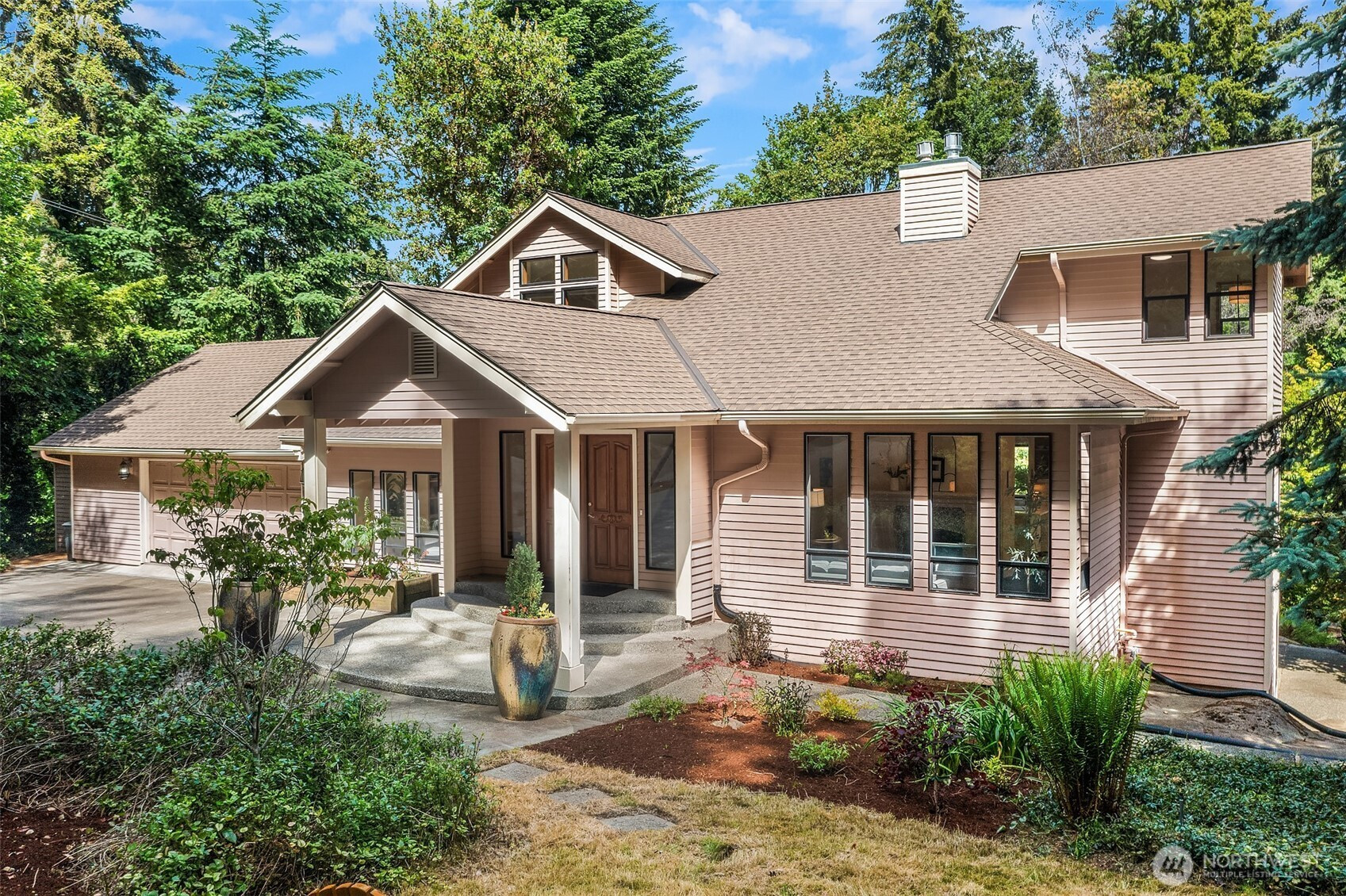 22808 105th Avenue SW, Vashon, WA 98070