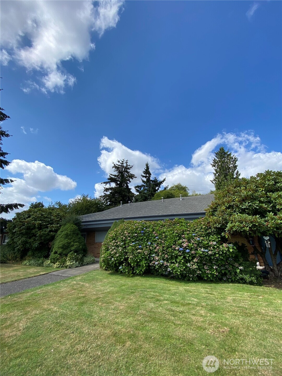 609 Shattuck Avenue S, Renton, WA 98057
